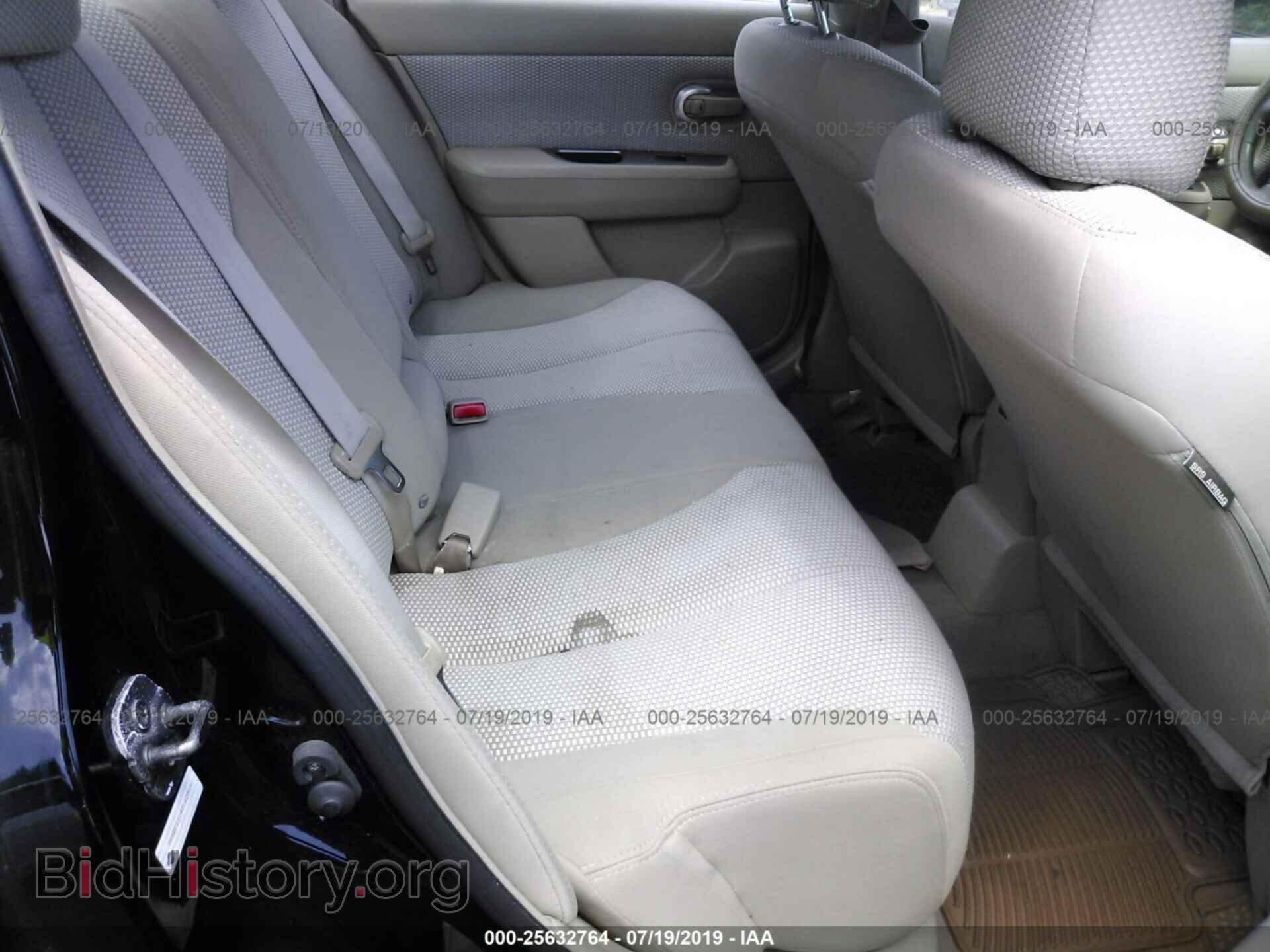 2007 NISSAN VERSA - VIN: 3N1BC11E47L425656 - Фото 8