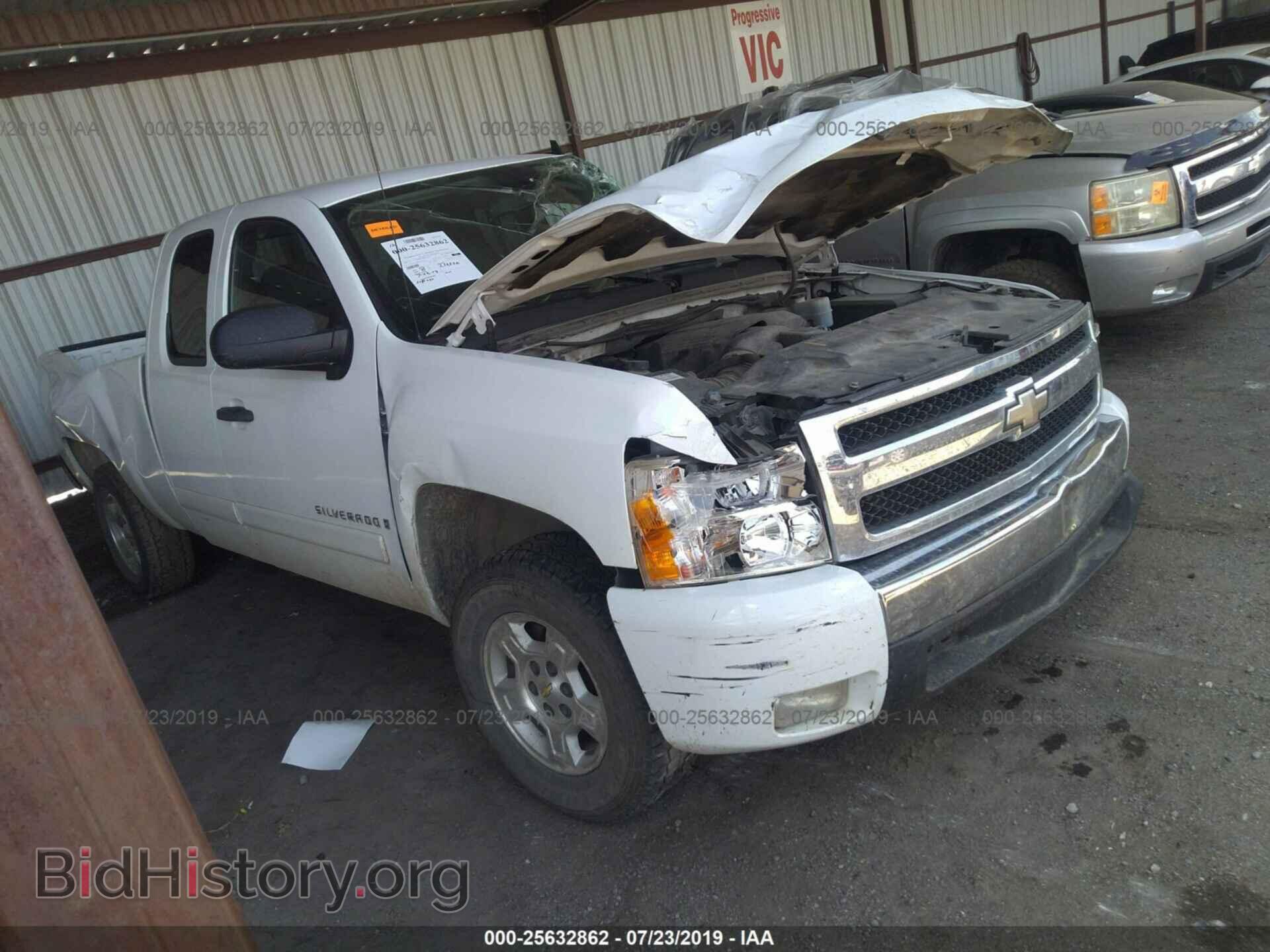 Фотография 1GCEC19067Z591558 - CHEVROLET SILVERADO 2007