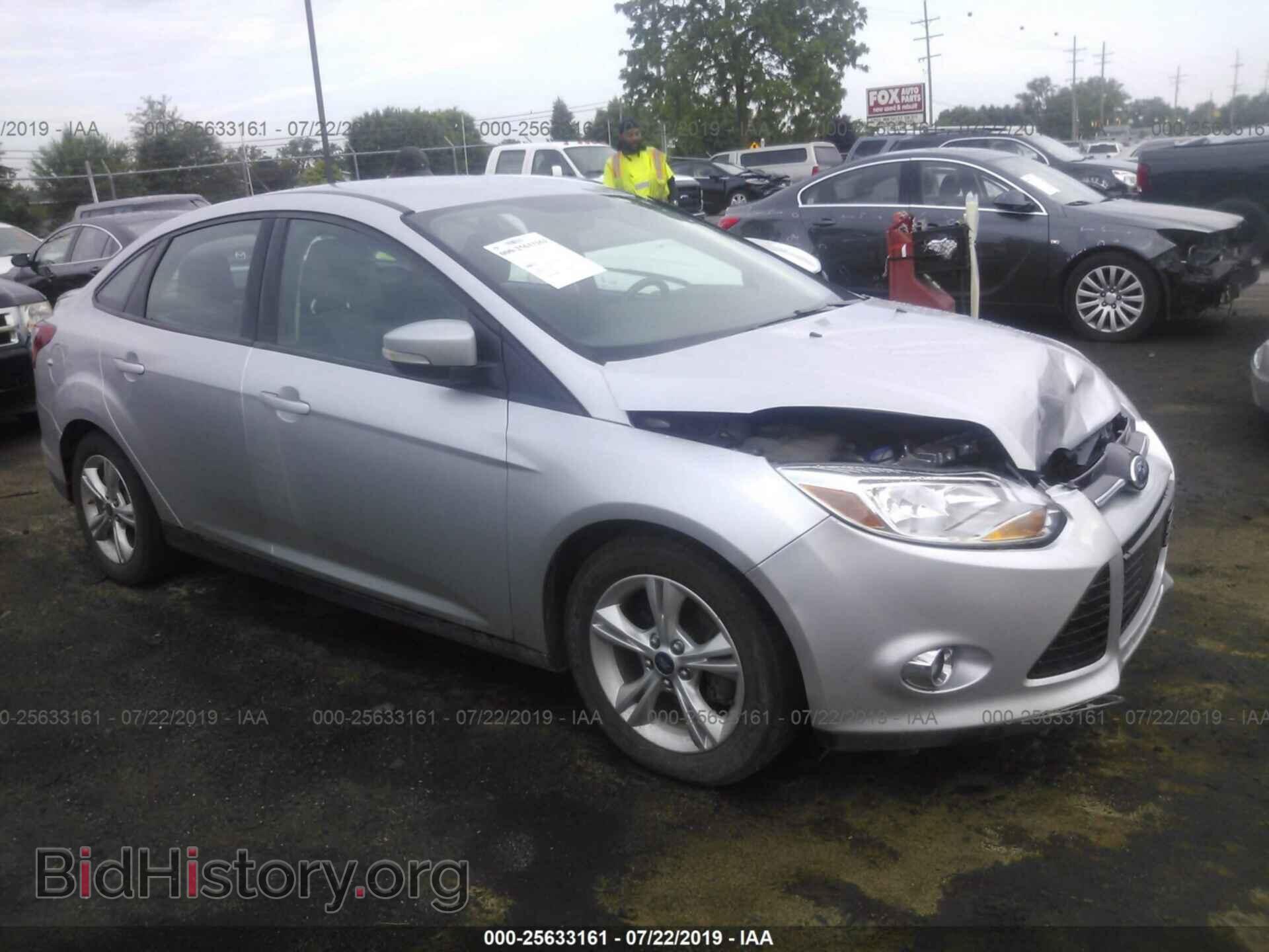 Photo 1FAHP3F29CL256641 - FORD FOCUS 2012