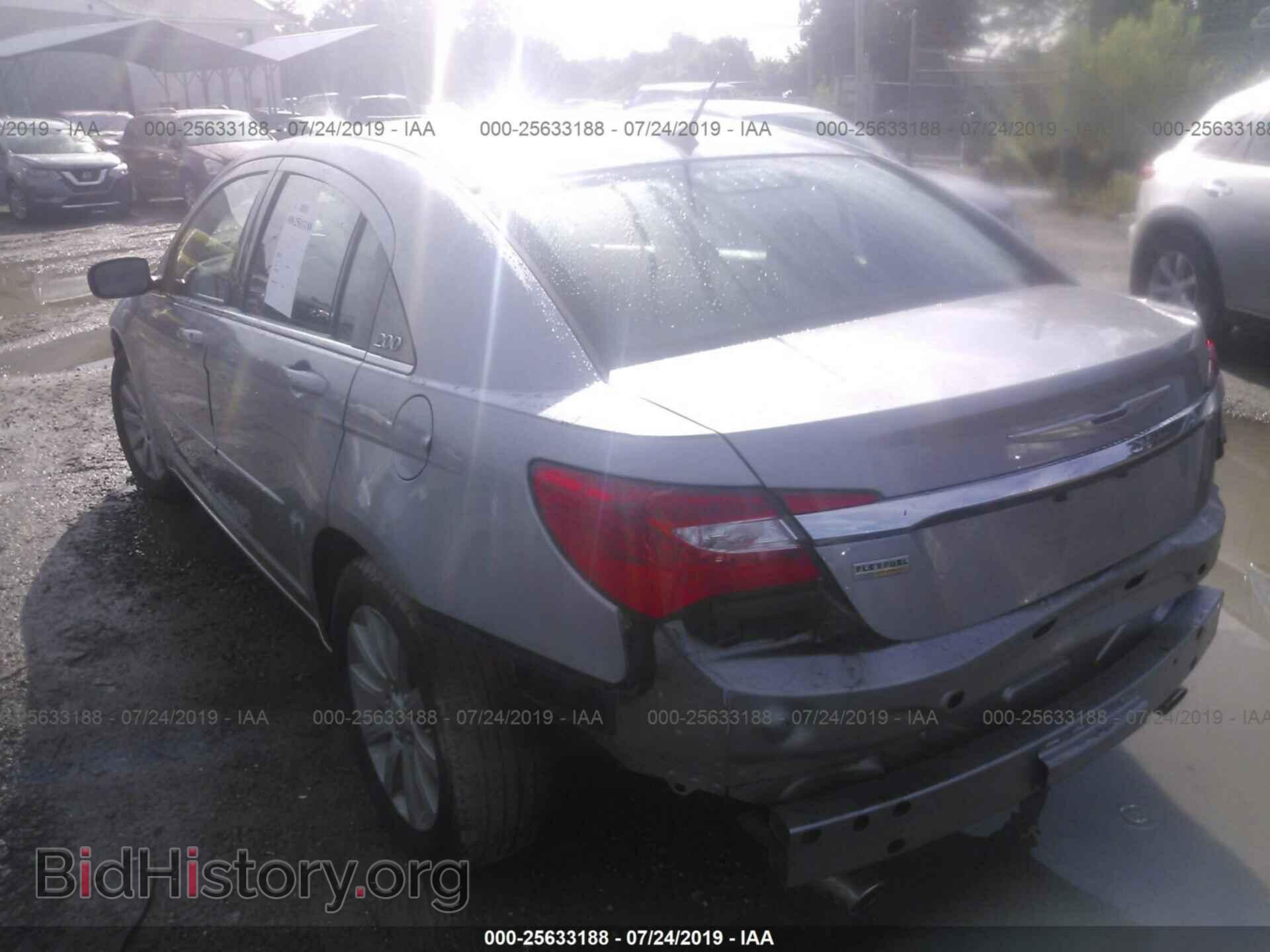 2013 CHRYSLER 200 - VIN: 1C3CCBBG4DN703768 - Фото 3