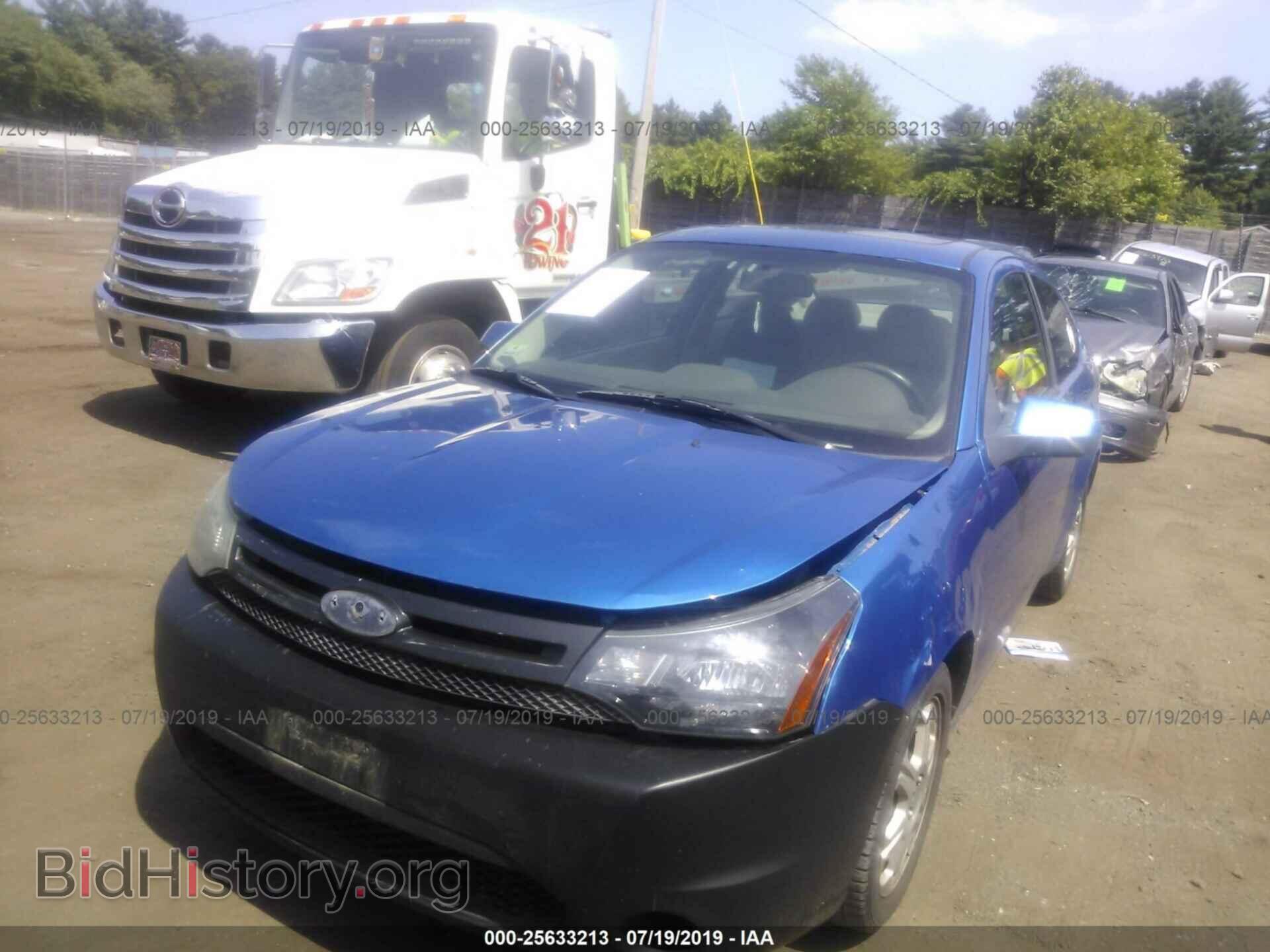 2010 FORD FOCUS - VIN: 1FAHP3CN7AW193100 - Фото 2