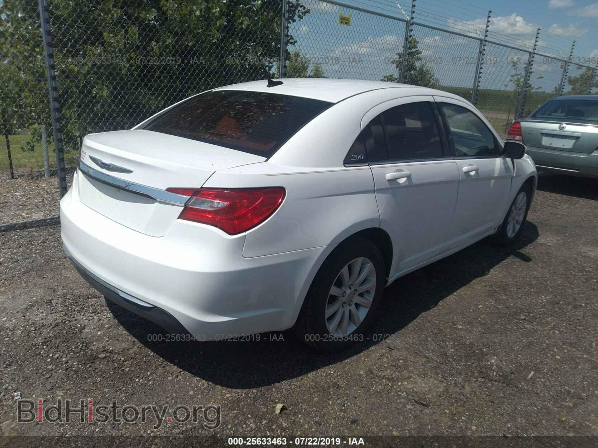 2013 CHRYSLER 200 - VIN: 1C3CCBBB4DN501615 - Фото 4