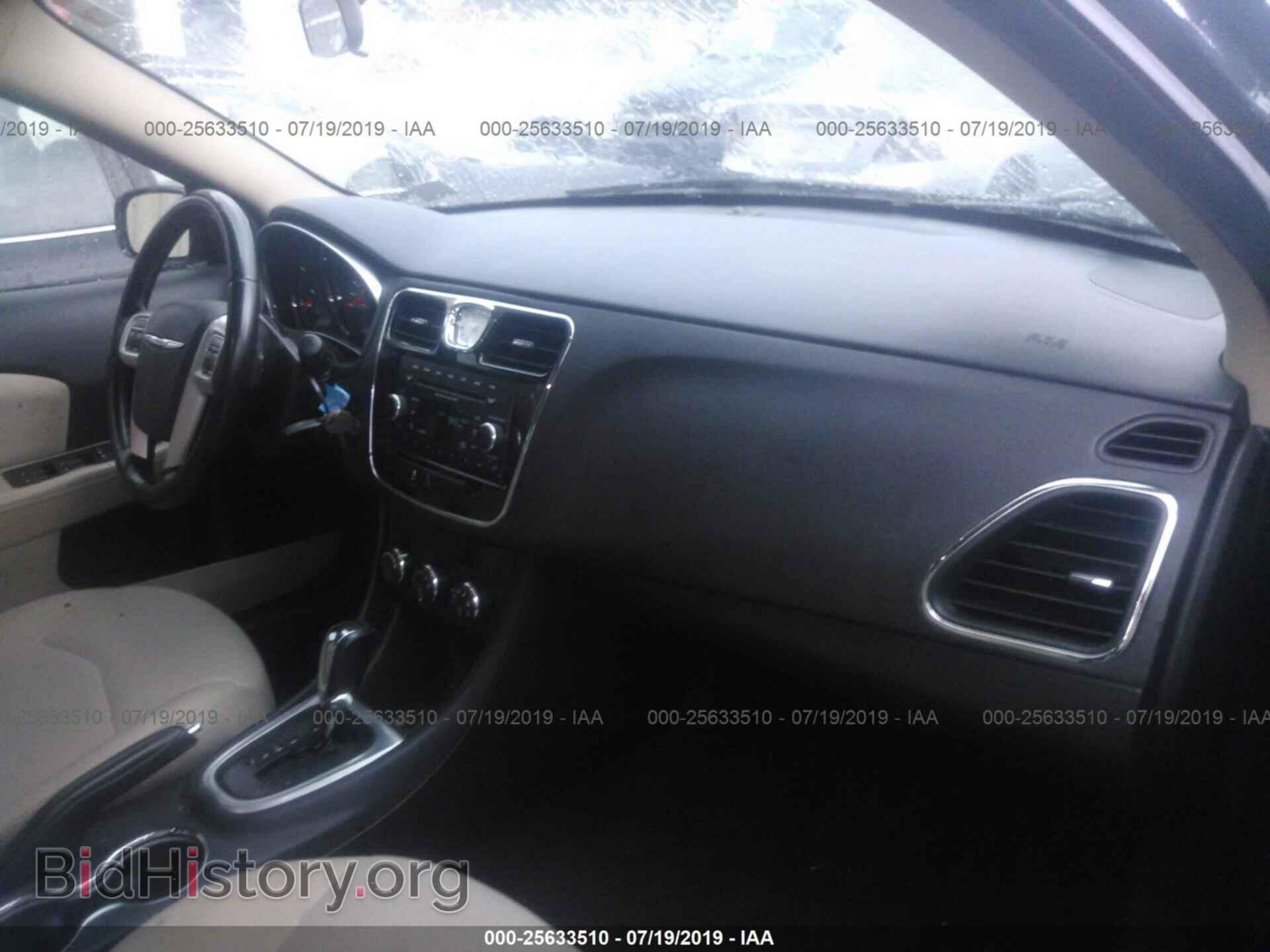 2012 CHRYSLER 200 - VIN: 1C3CCBBBXCN241686 - Фото 5