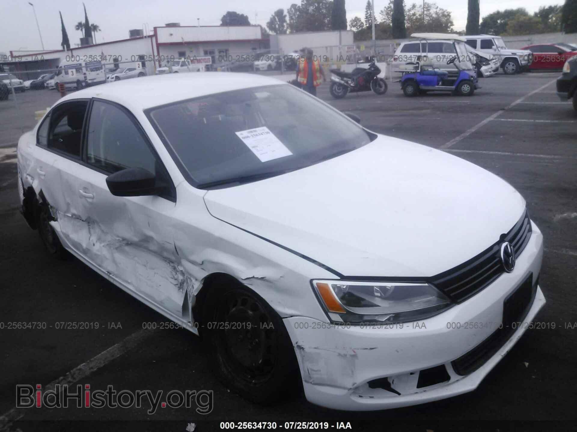 Фотография 3VW2K7AJXEM241648 - VOLKSWAGEN JETTA 2014