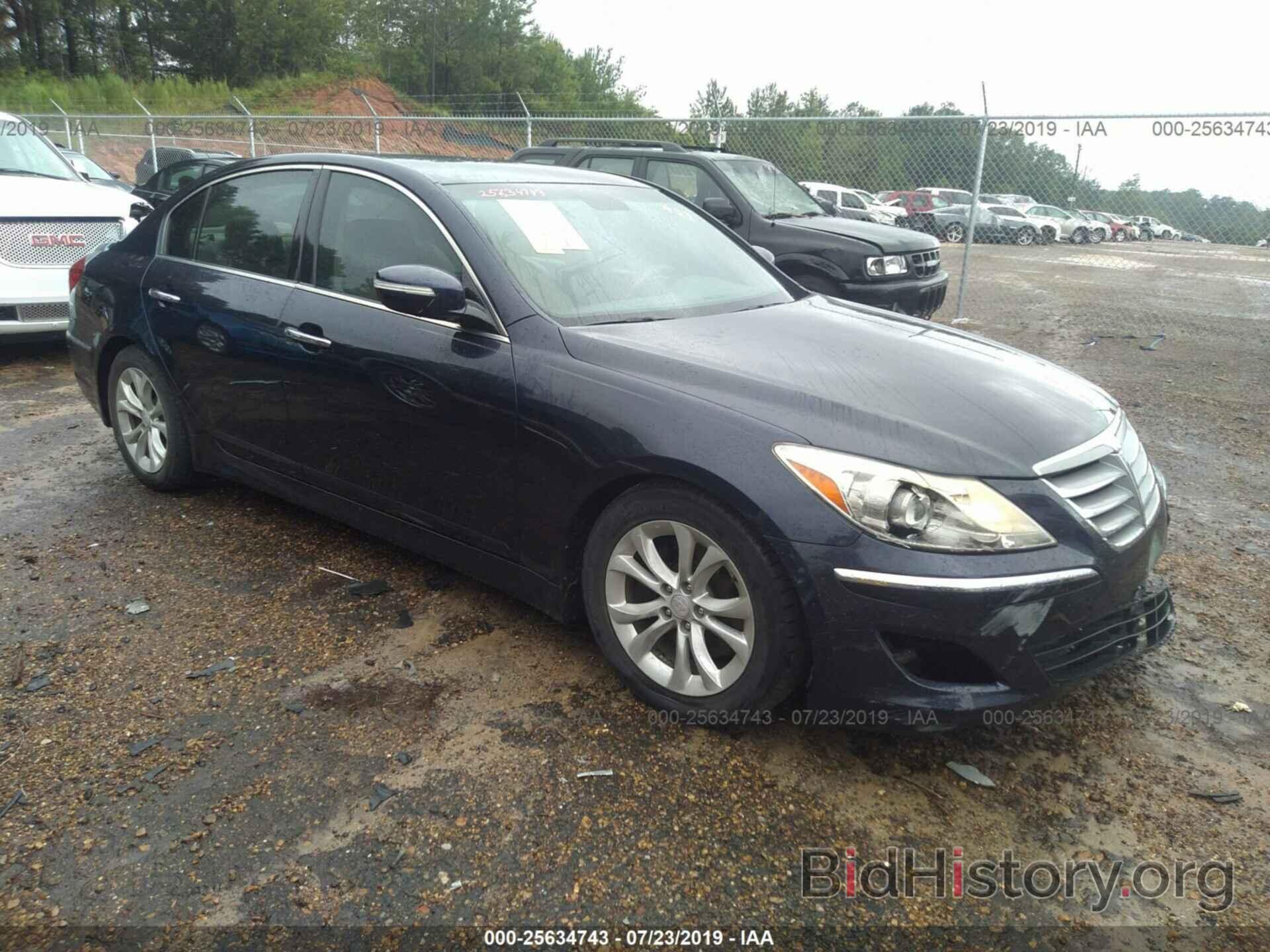 Photo KMHGC4DD2CU176857 - HYUNDAI GENESIS 2012