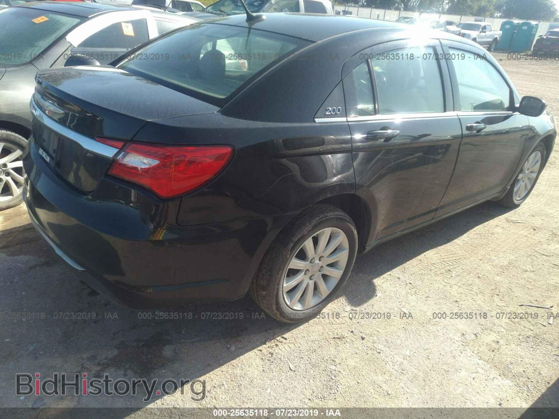 2013 CHRYSLER 200 - VIN: 1C3CCBBB5DN597786 - Фото 4