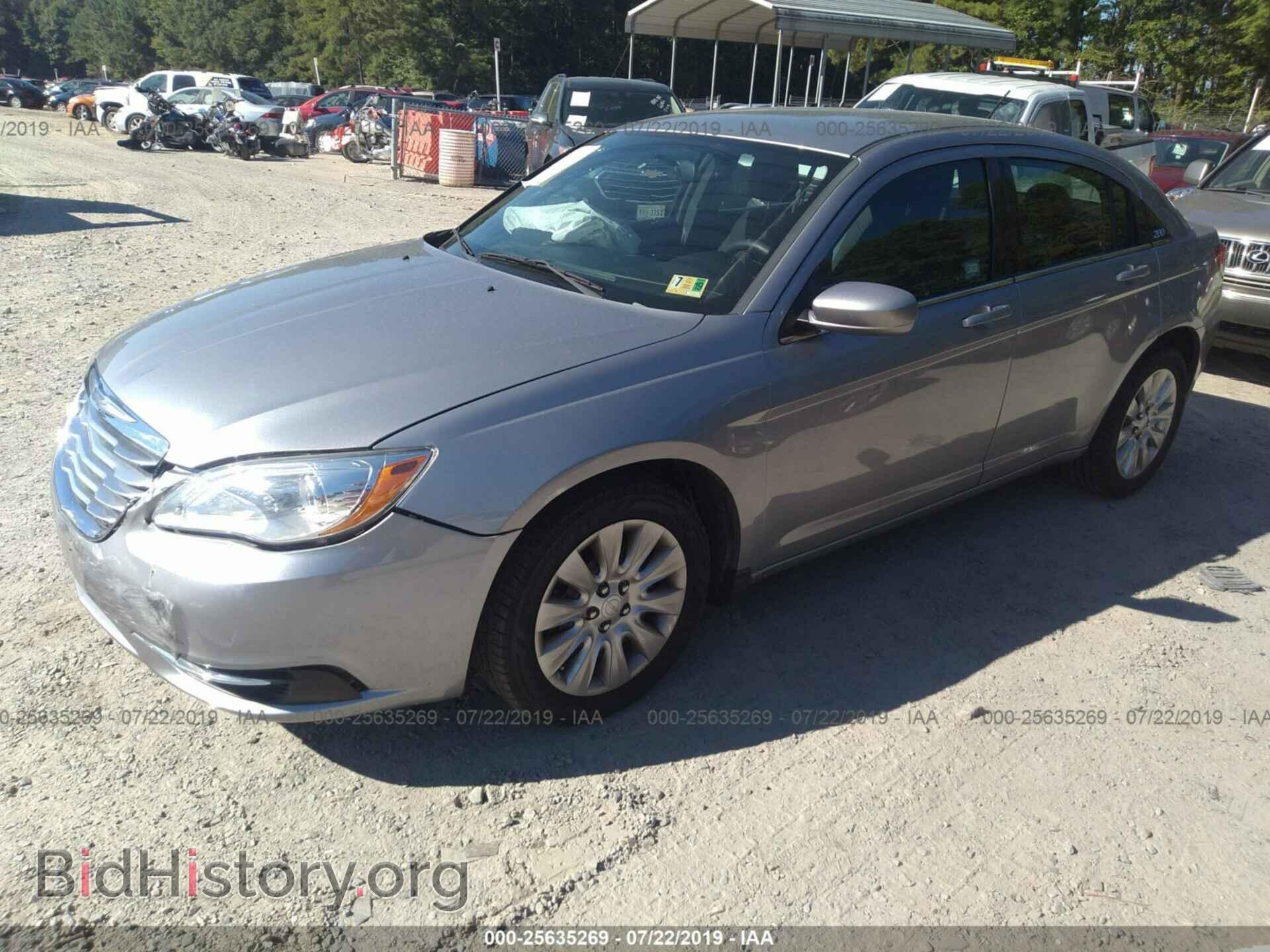 2014 CHRYSLER 200 - VIN: 1C3CCBAB6EN206681 - Фото 2