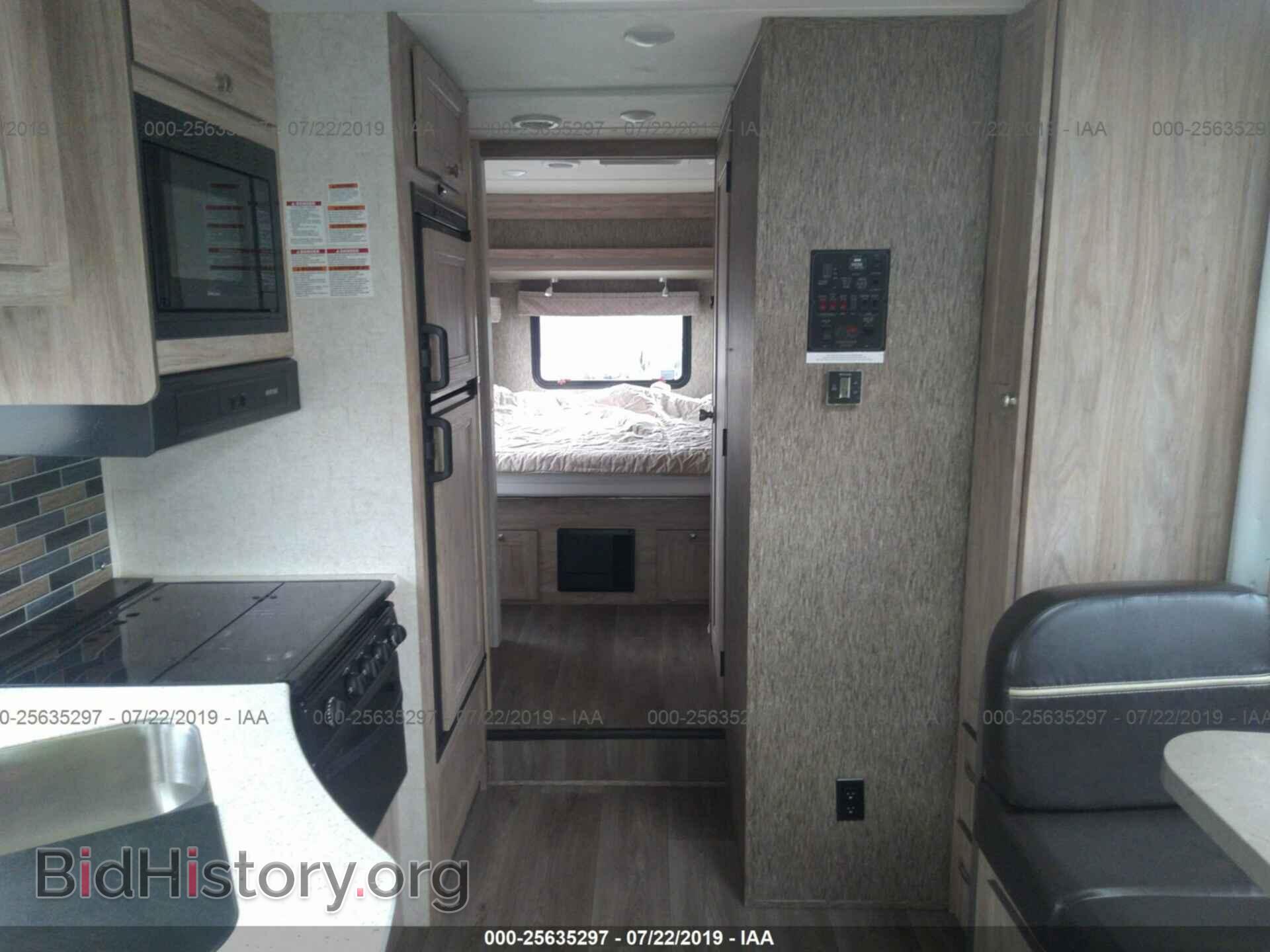 2017 FORD ECONOLINE - VIN: 1FDXE4FS4HDC46372 - Фото 8