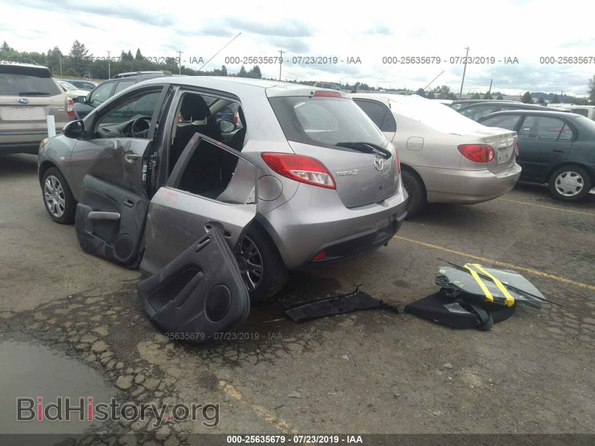 2014 MAZDA MAZDA2 - VIN: JM1DE1KZ0E0183055 - Фото 3