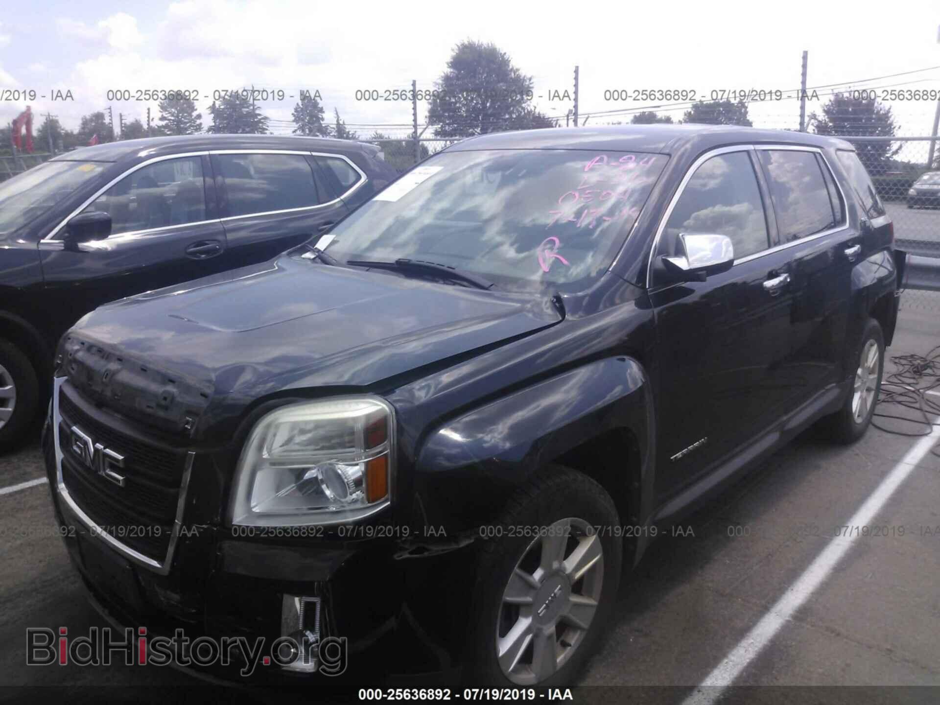 2011 GMC TERRAIN - VIN: 2CTALMEC4B6260504 - Photo 2