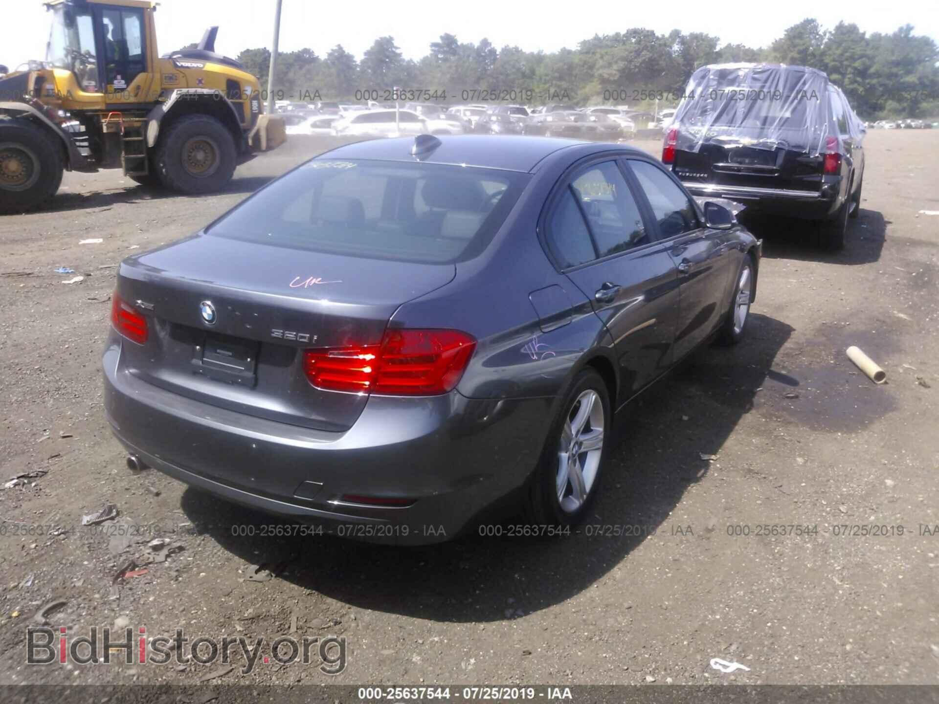 2013 BMW 320 - VIN: WBA3C3C53DF980756 - Photo 4