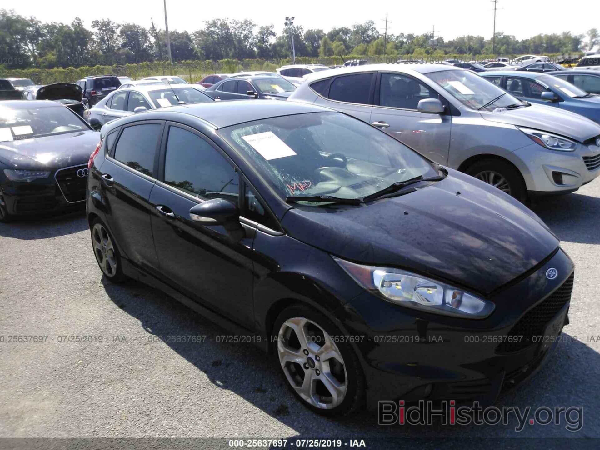 Photo 3FADP4GX4FM139633 - FORD FIESTA 2015