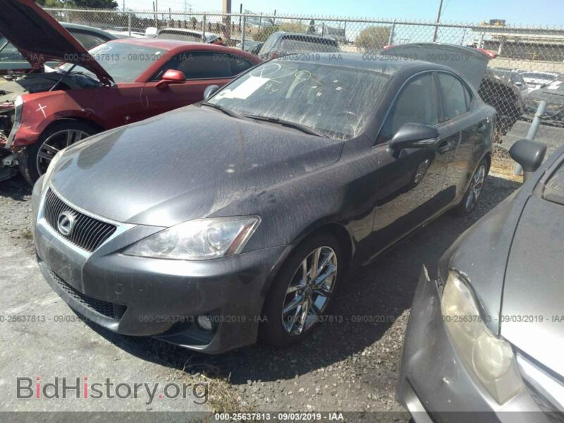 2011 Lexus IS (VIN JTHBF5C28B5131067) — фото 2 из 10