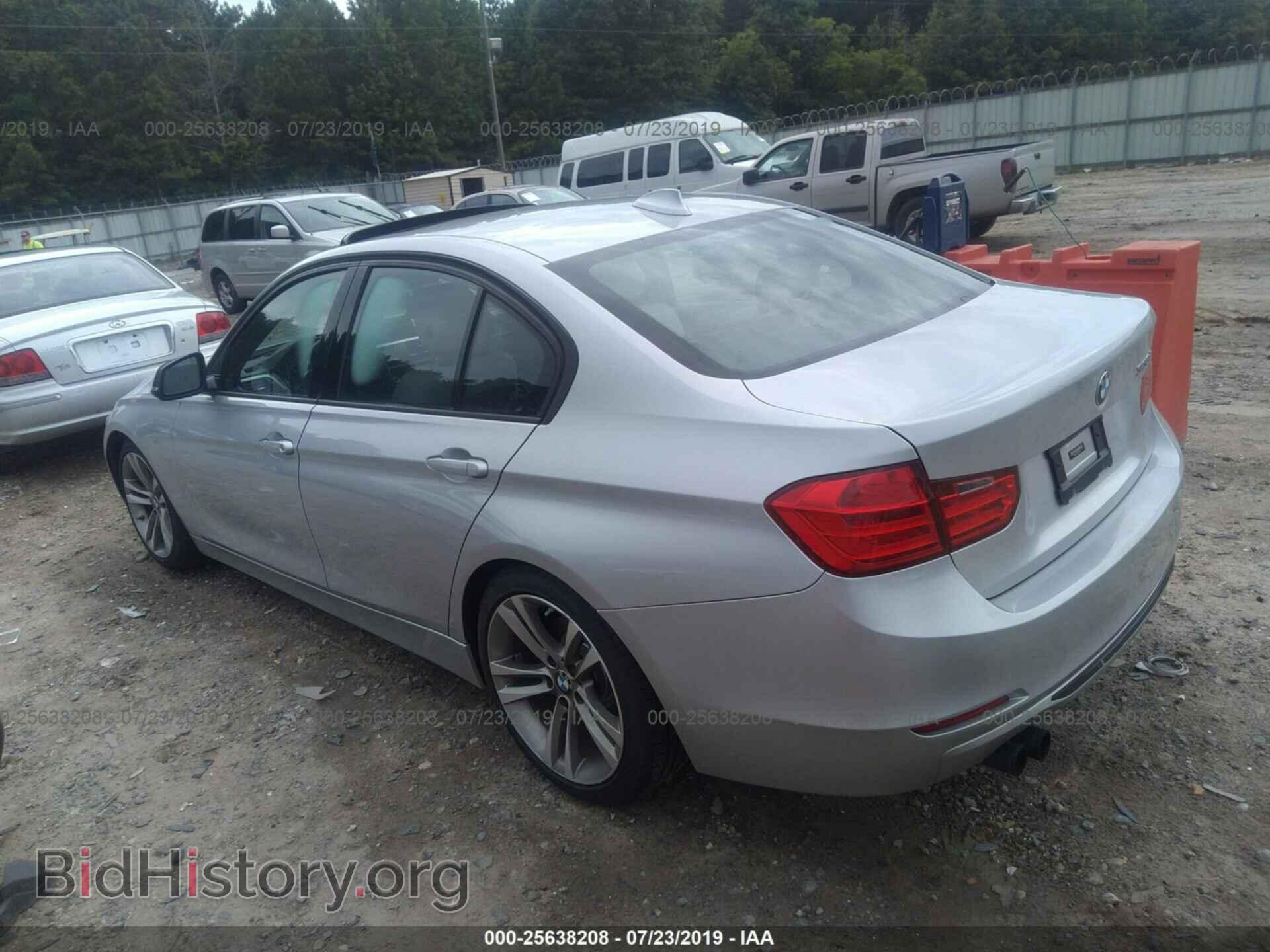 2012 BMW 328 - VIN: WBA3A5C50CF348006 - Фото 3
