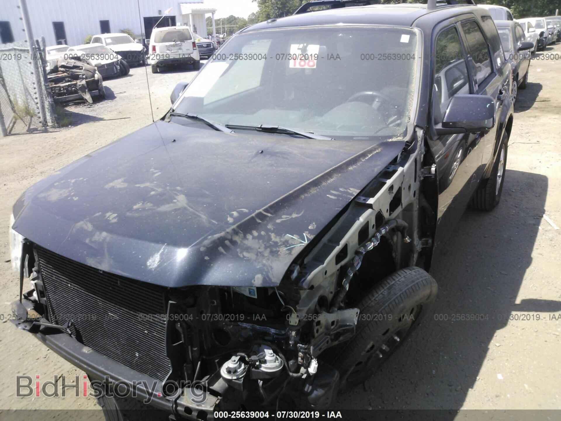 2011 FORD ESCAPE - VIN: 1FMCU9E73BKC01373 - Фото 2