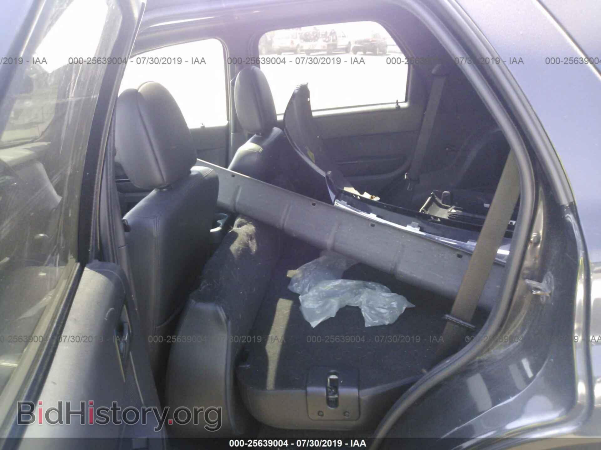 2011 FORD ESCAPE - VIN: 1FMCU9E73BKC01373 - Фото 8