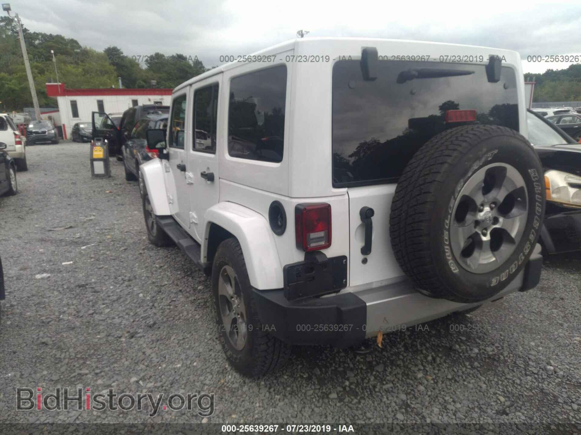 2017 JEEP WRANGLER UNLIMITE - VIN: 1C4HJWEG3HL646894 - Фото 3