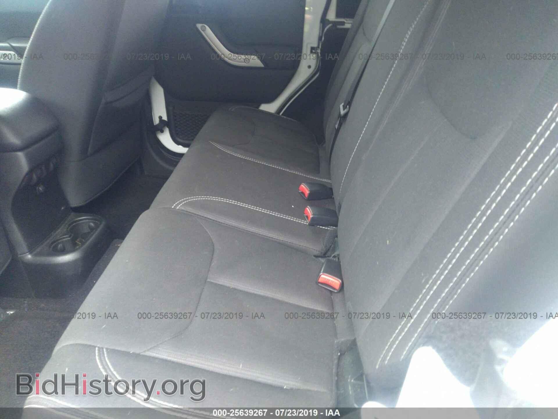 2017 JEEP WRANGLER UNLIMITE - VIN: 1C4HJWEG3HL646894 - Фото 8