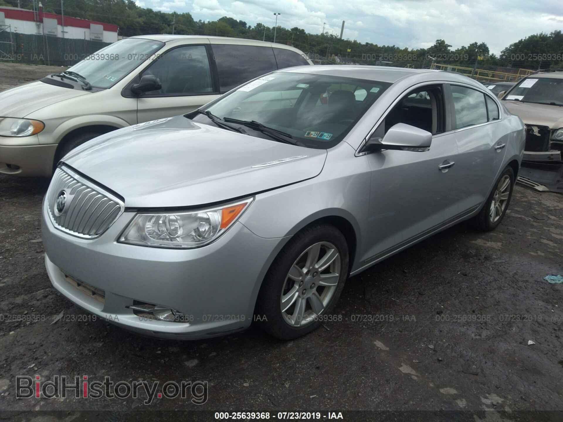 2011 BUICK LACROSSE - VIN: 1G4GC5ED3BF208741 - Фото 2