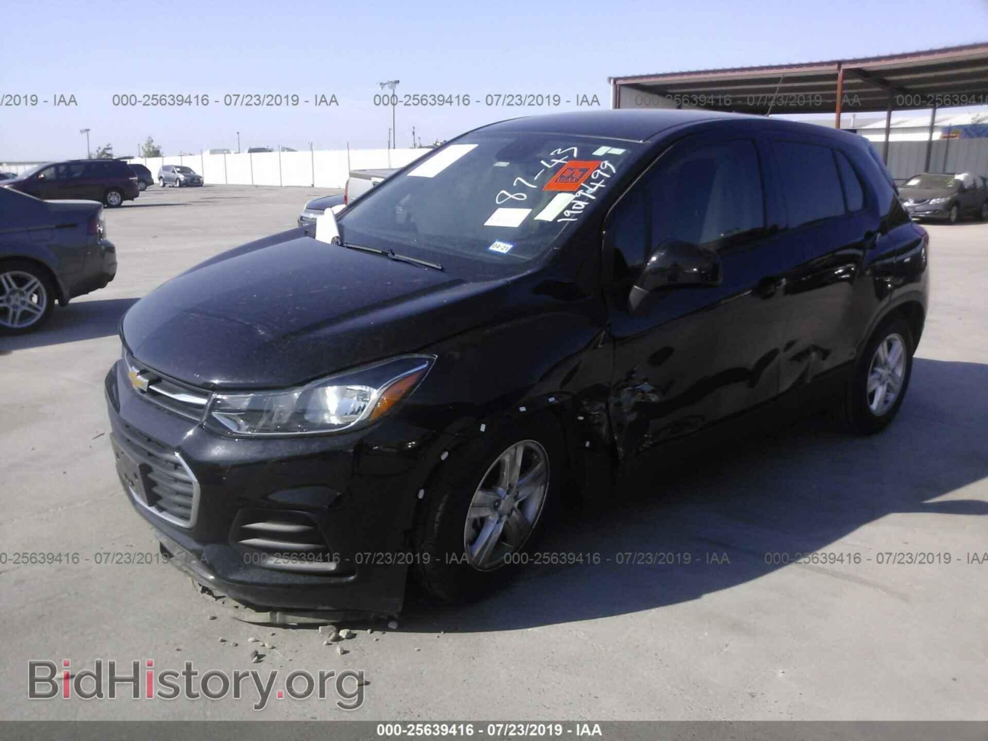 2019 CHEVROLET TRAX - VIN: 3GNCJKSB3KL213624 - Photo 2