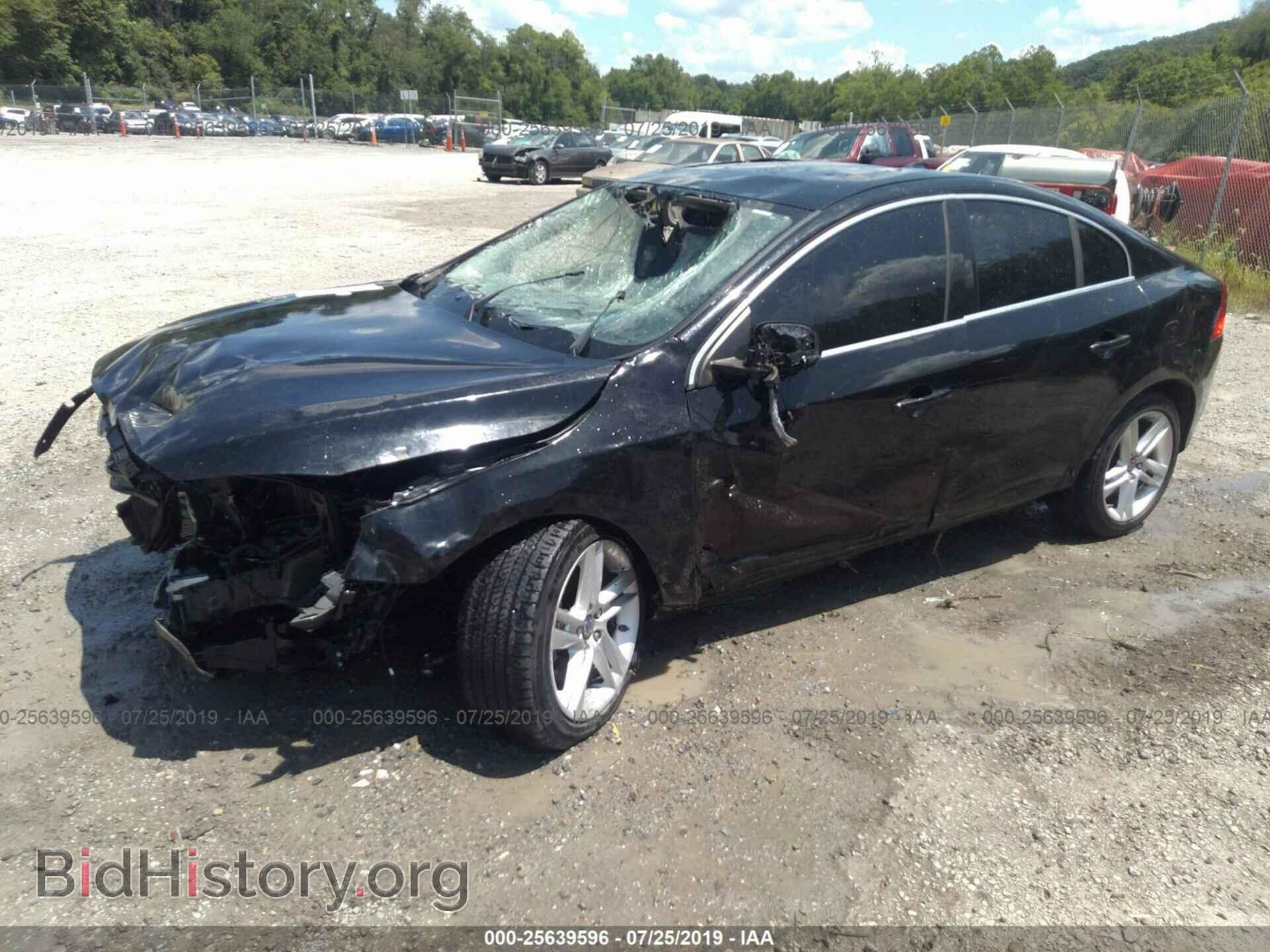 2015 VOLVO S60 - VIN: YV140MFB4F2315151 - Фото 2