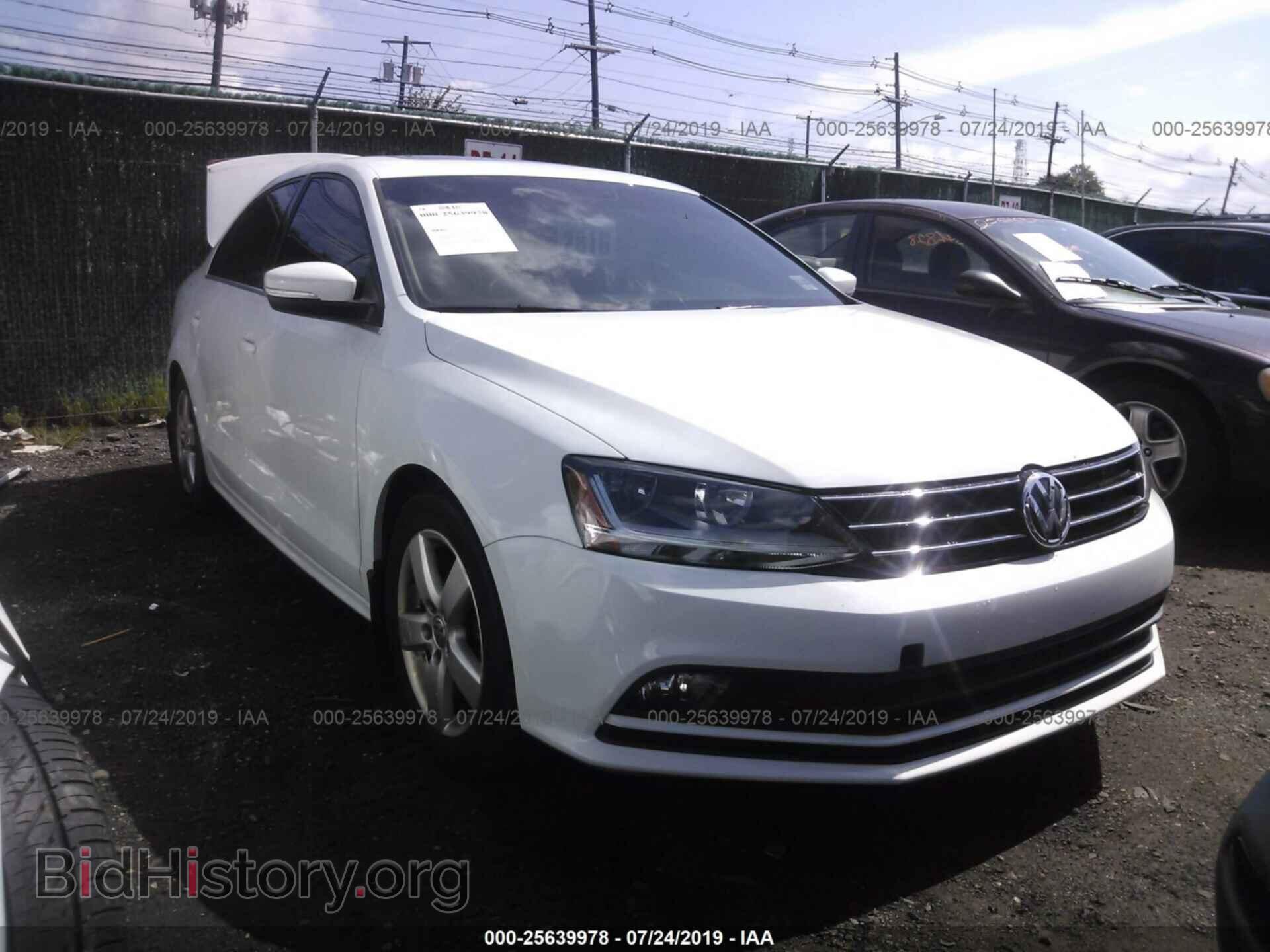 Фотография 3VWB67AJ7HM399454 - VOLKSWAGEN JETTA 2017