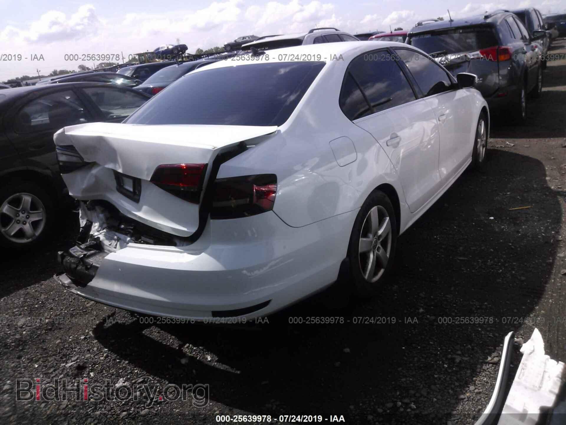 2017 VOLKSWAGEN JETTA - VIN: 3VWB67AJ7HM399454 - Фото 4