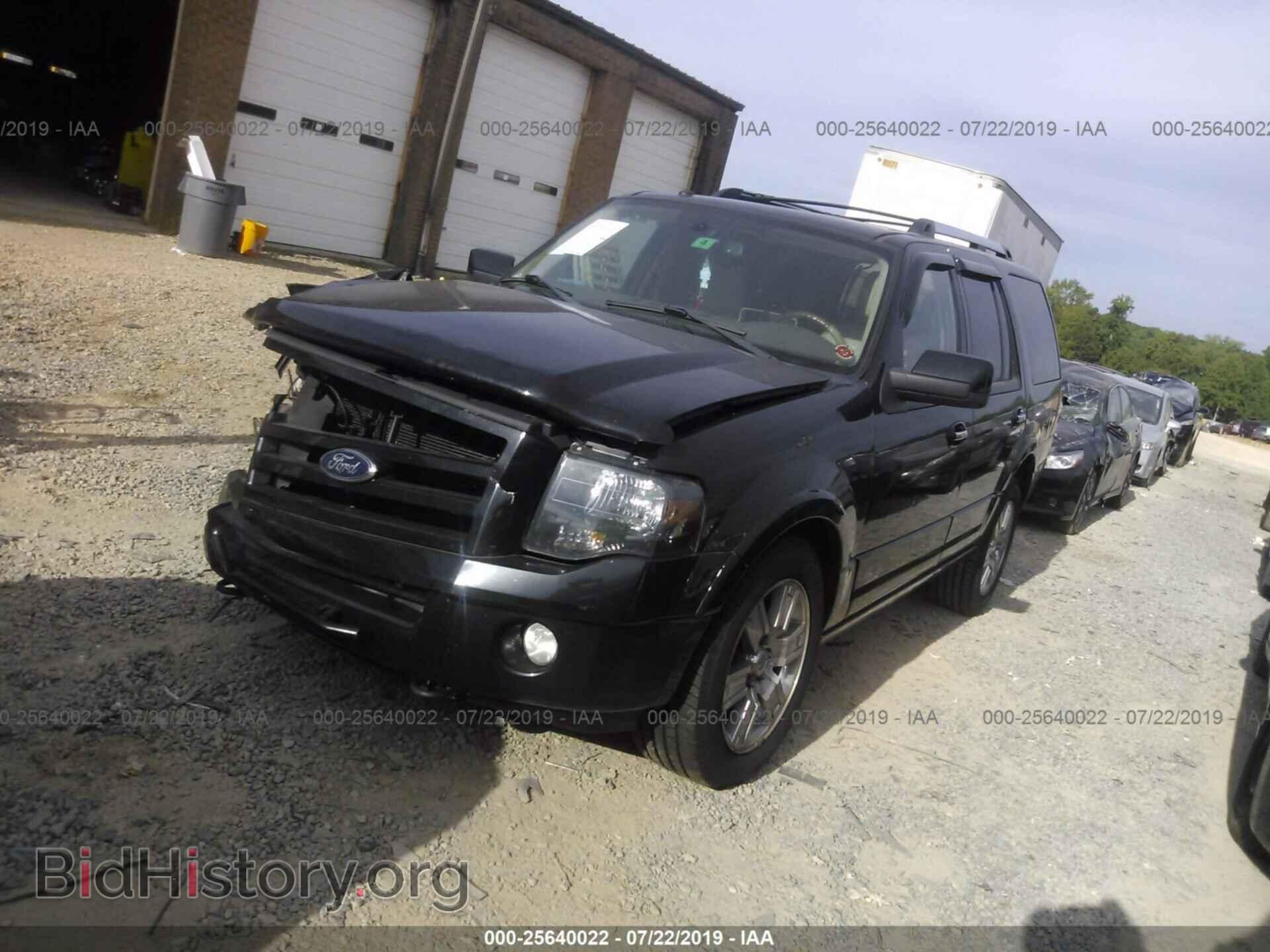 2010 FORD EXPEDITION - VIN: 1FMJU2A50AEB60197 - Фото 2