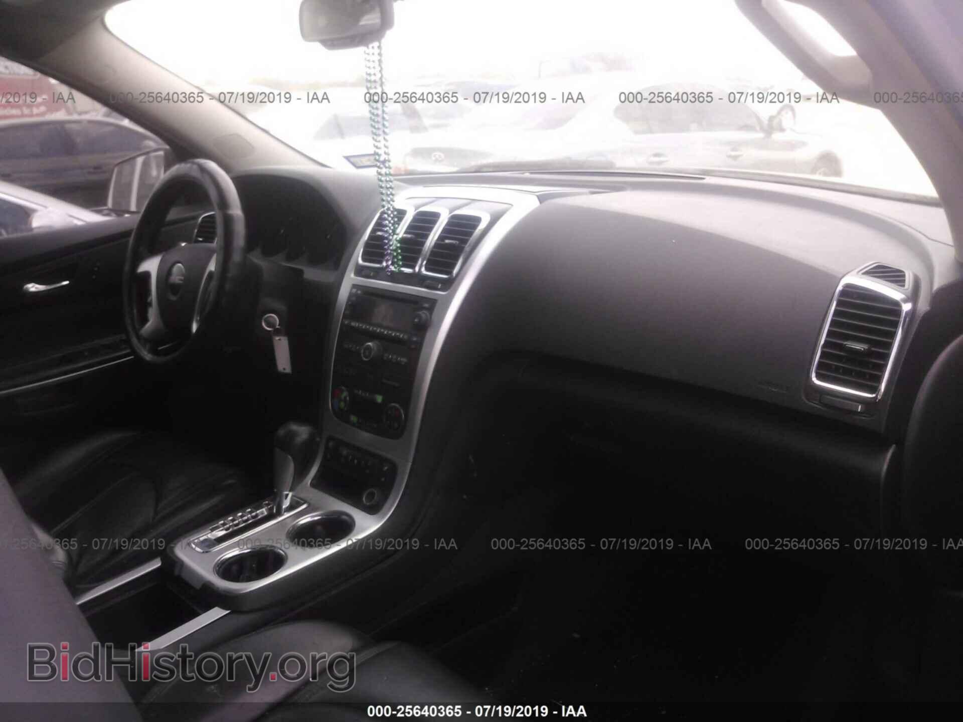 2008 GMC ACADIA - VIN: 1GKER23788J212400 - Фото 5