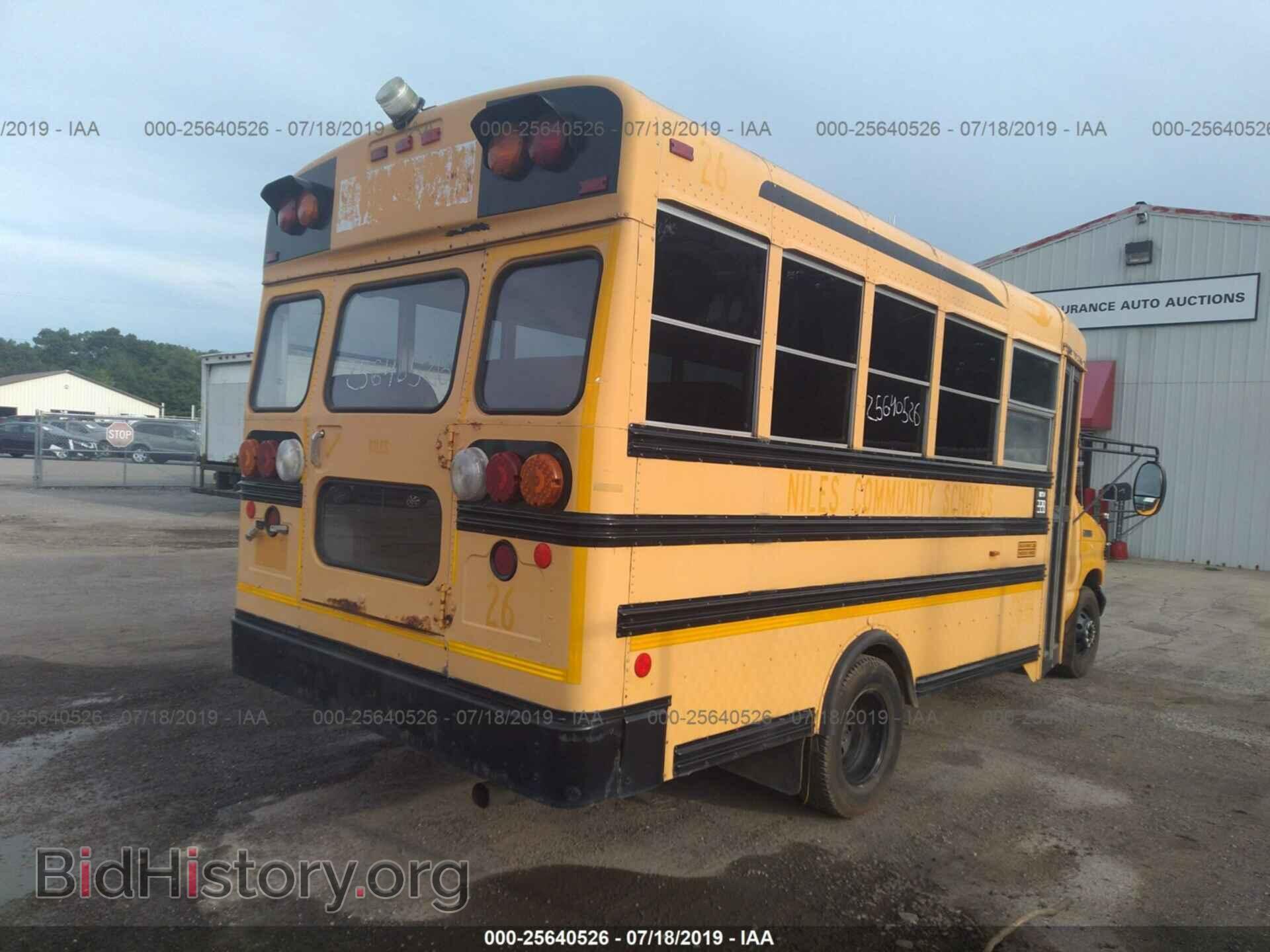 2006 FORD ECONOLINE - VIN: 1FDXE45P46HA93222 - Фото 4