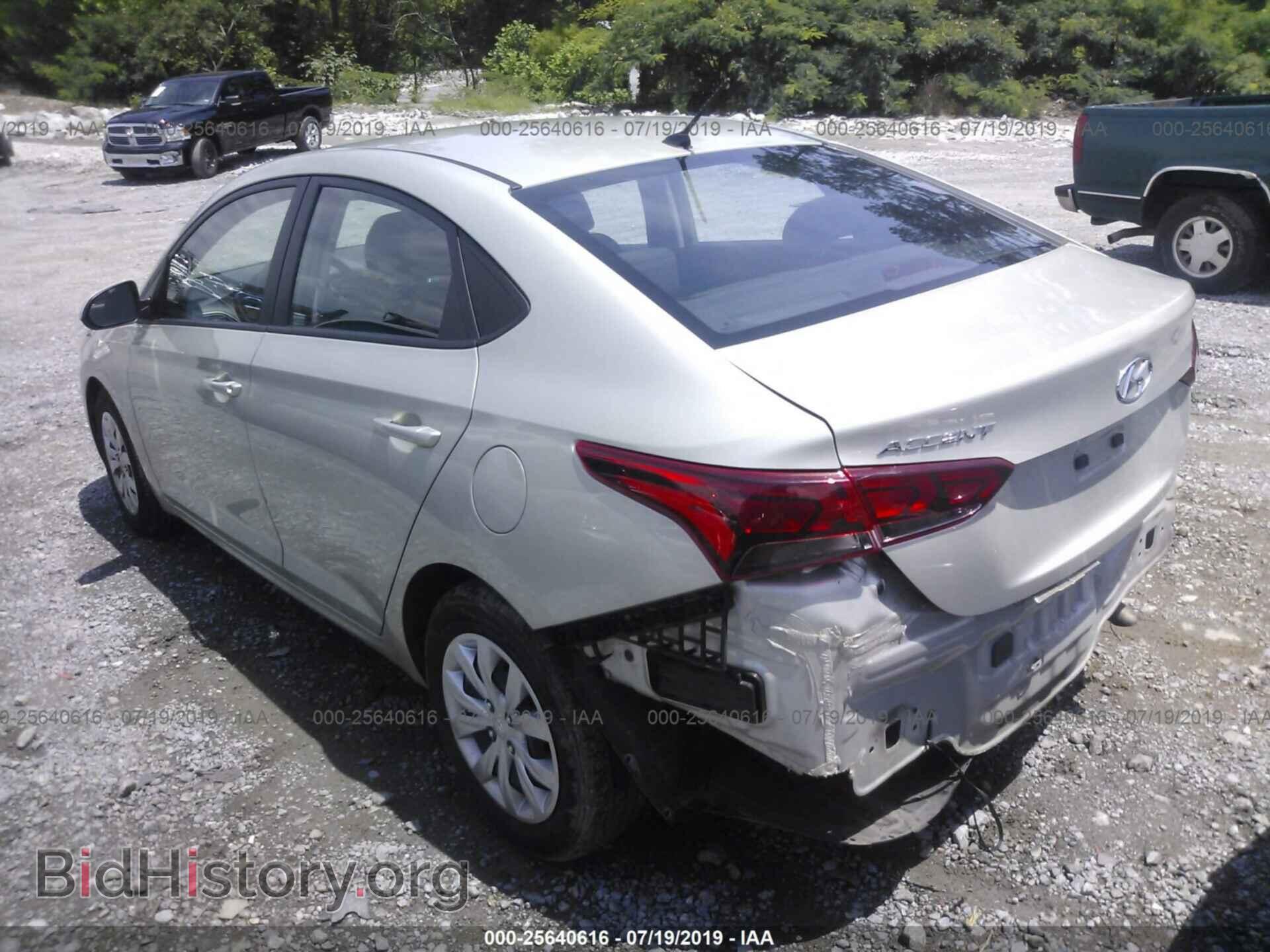 2018 HYUNDAI ACCENT - VIN: 3KPC24A39JE021073 - Фото 3
