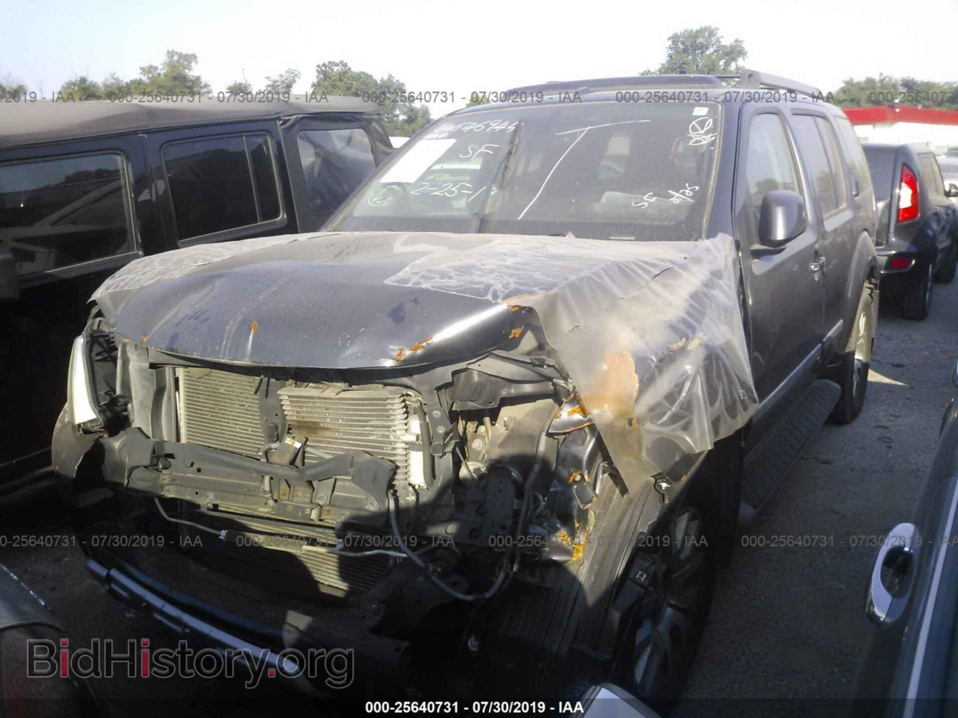 2011 NISSAN PATHFINDER - VIN: 5N1AR1NB2BC624471 - Фото 2