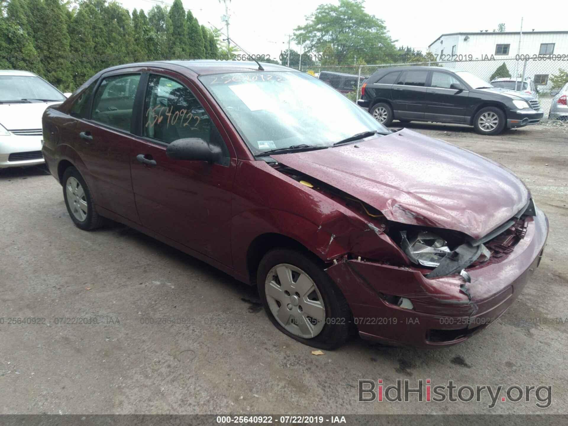 Photo 1FAHP34N77W172853 - FORD FOCUS 2007