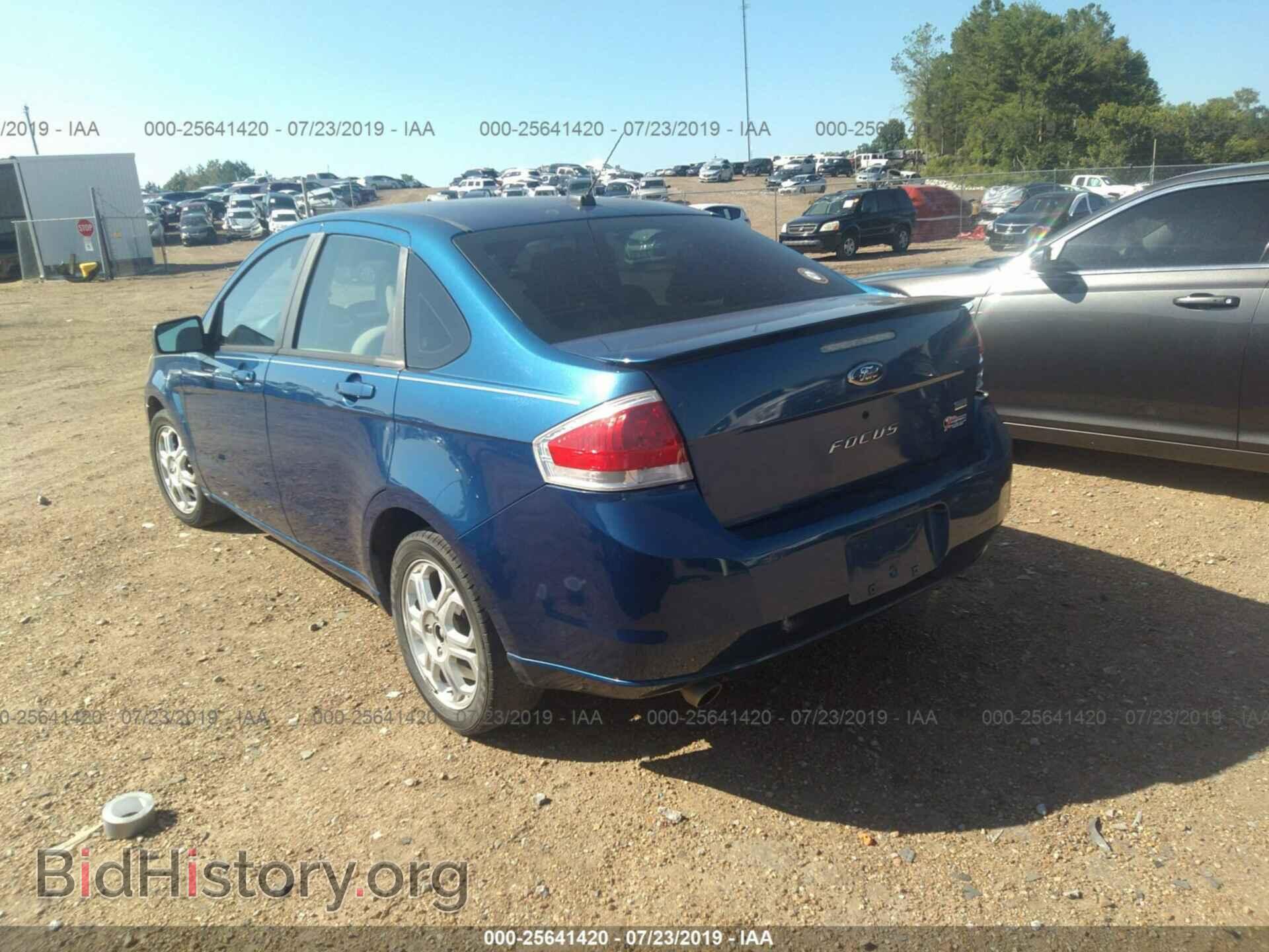 2009 FORD FOCUS - VIN: 1FAHP36N59W202092 - Фото 3