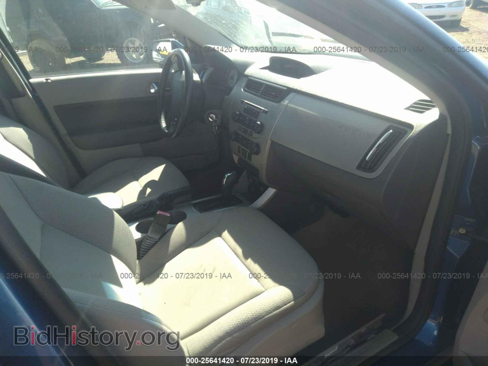 2009 FORD FOCUS - VIN: 1FAHP36N59W202092 - Фото 5