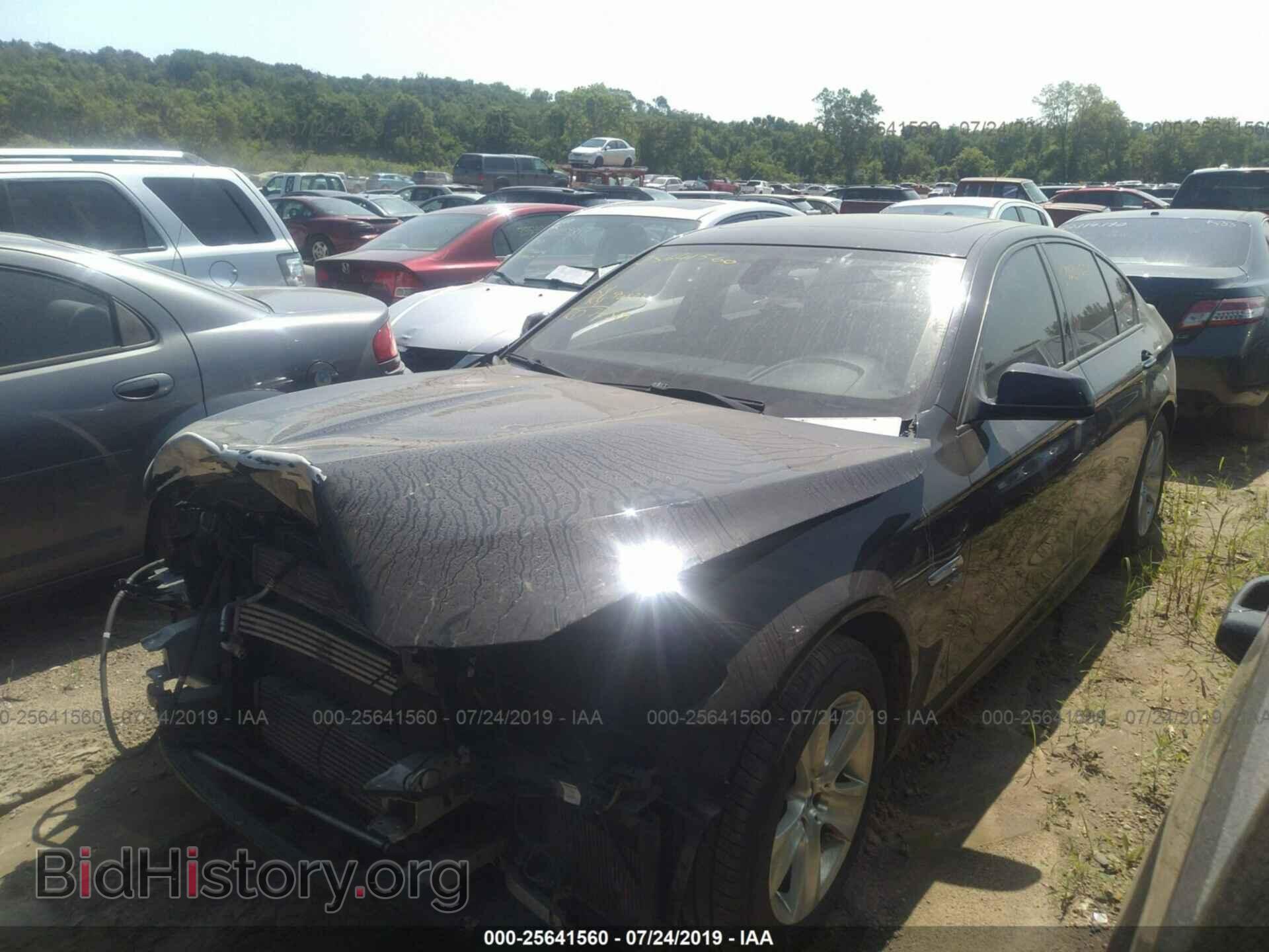 2011 BMW 535 - VIN: WBAFU7C53BC879037 - Фото 2