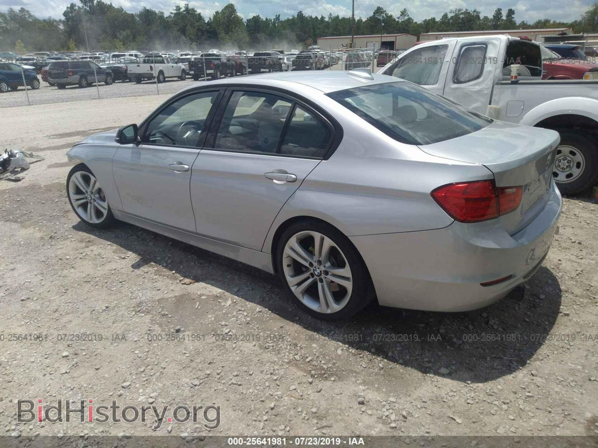 2012 BMW 335 - VIN: WBA3A9C53CF077708 - Photo 3