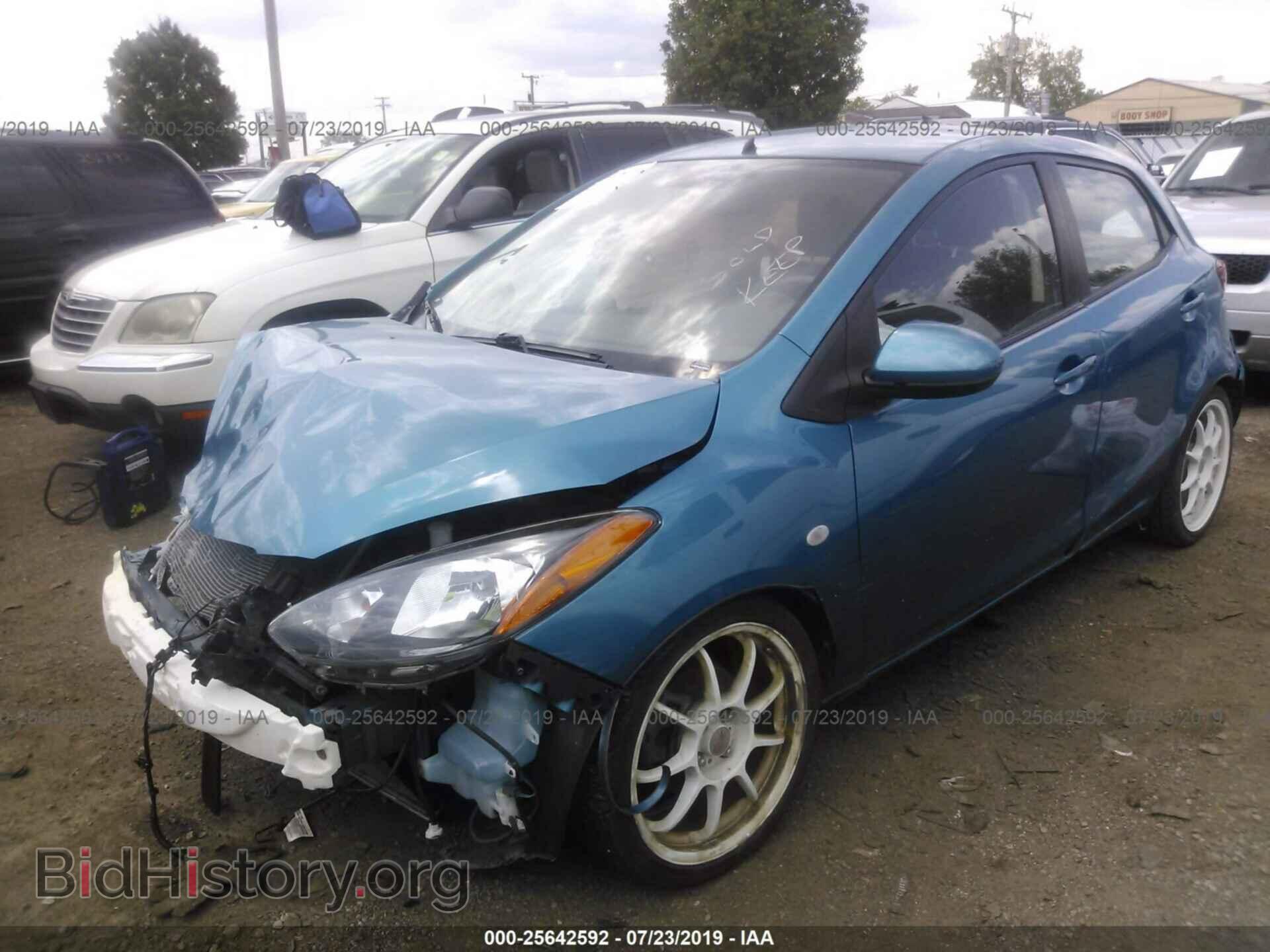 2011 MAZDA MAZDA2 - VIN: JM1DE1HY0B0109998 - Фото 2