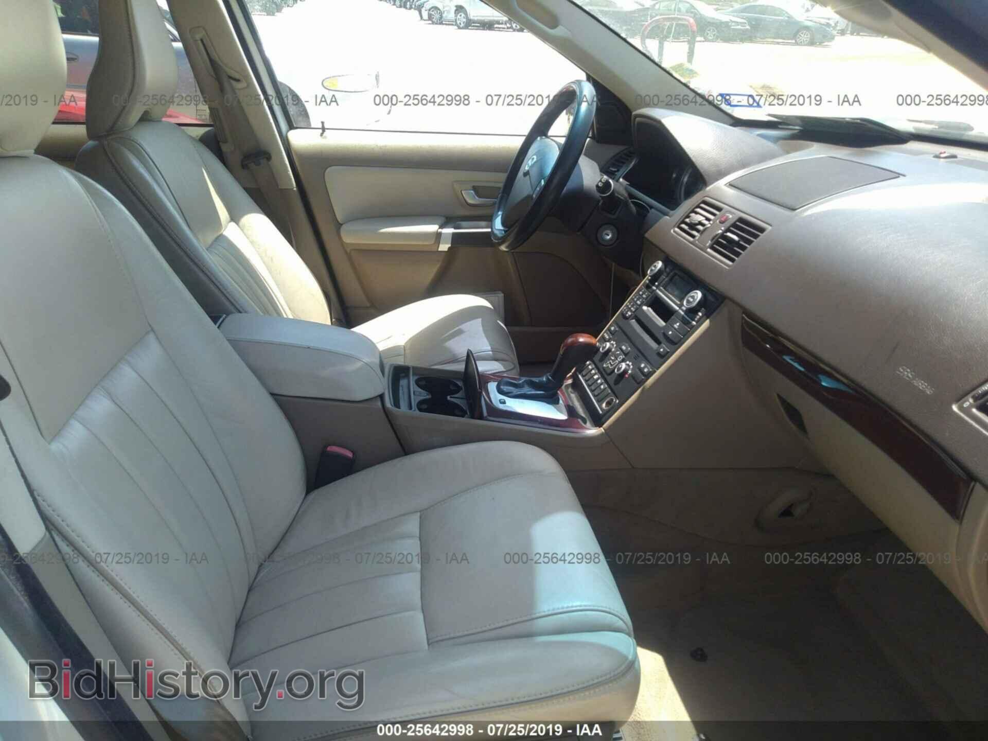 2013 VOLVO XC90 - VIN: YV4952CY5D1634889 - Фото 5