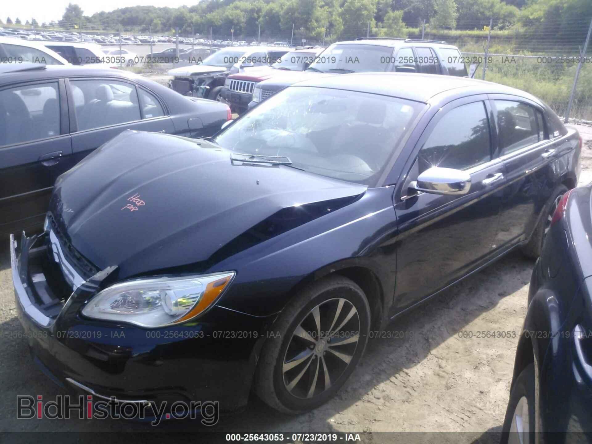 2012 CHRYSLER 200 - VIN: 1C3CCBCG9CN308093 - Фото 2