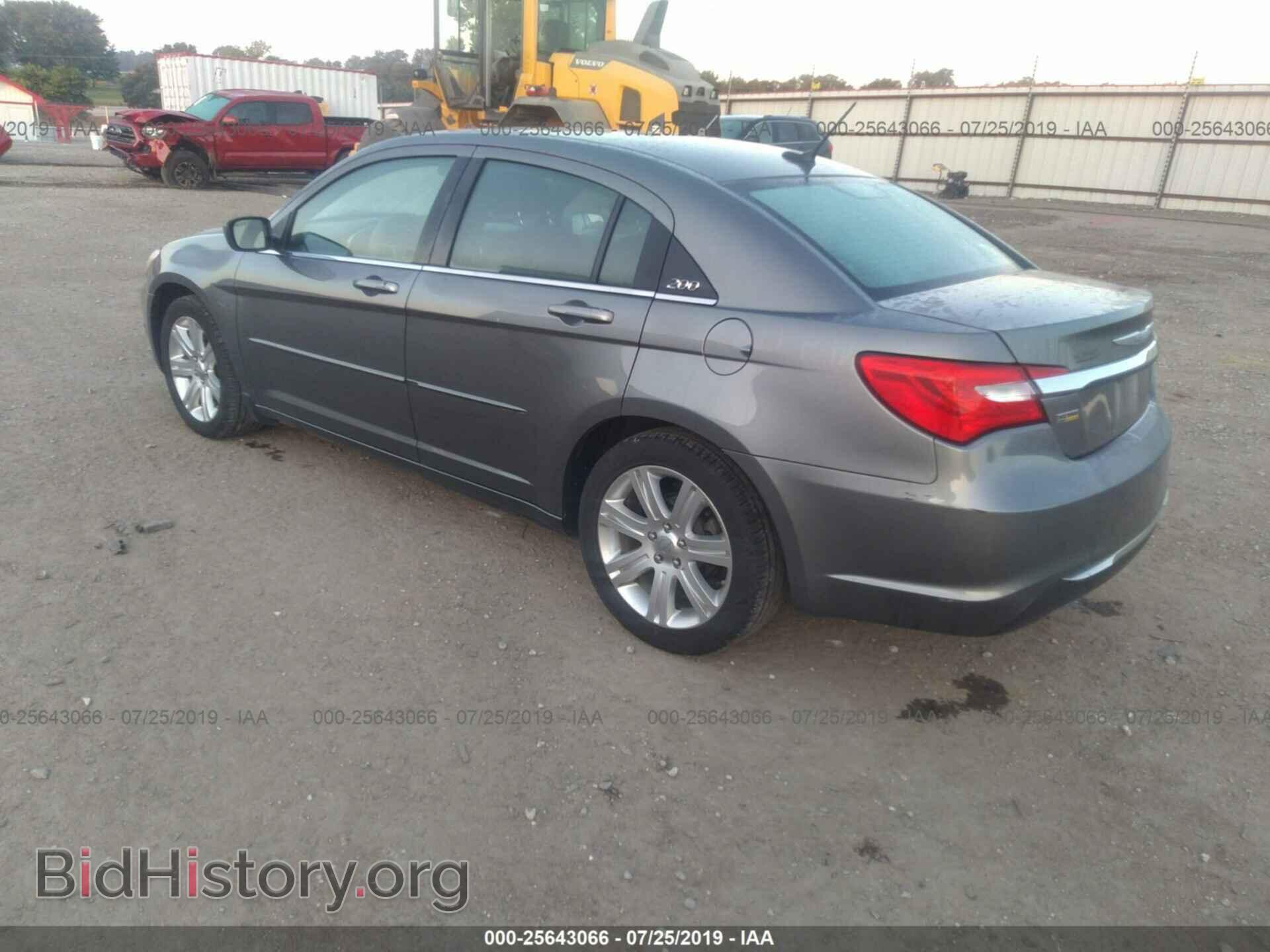 2012 CHRYSLER 200 - VIN: 1C3CCBBG4CN228556 - Фото 3