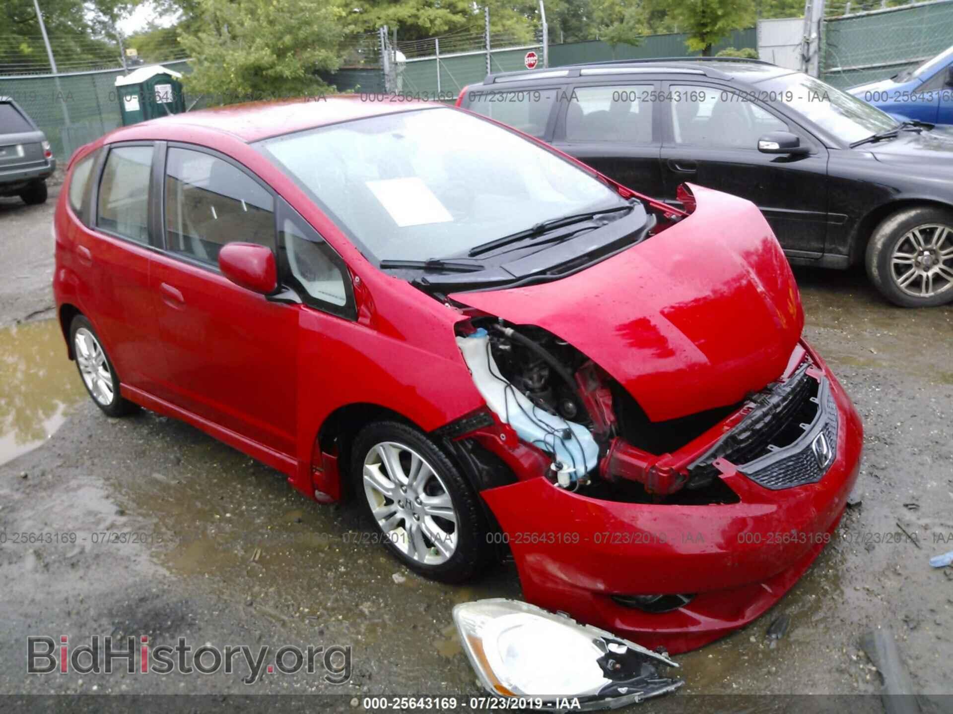 Фотография JHMGE8G55BS001375 - HONDA FIT 2011