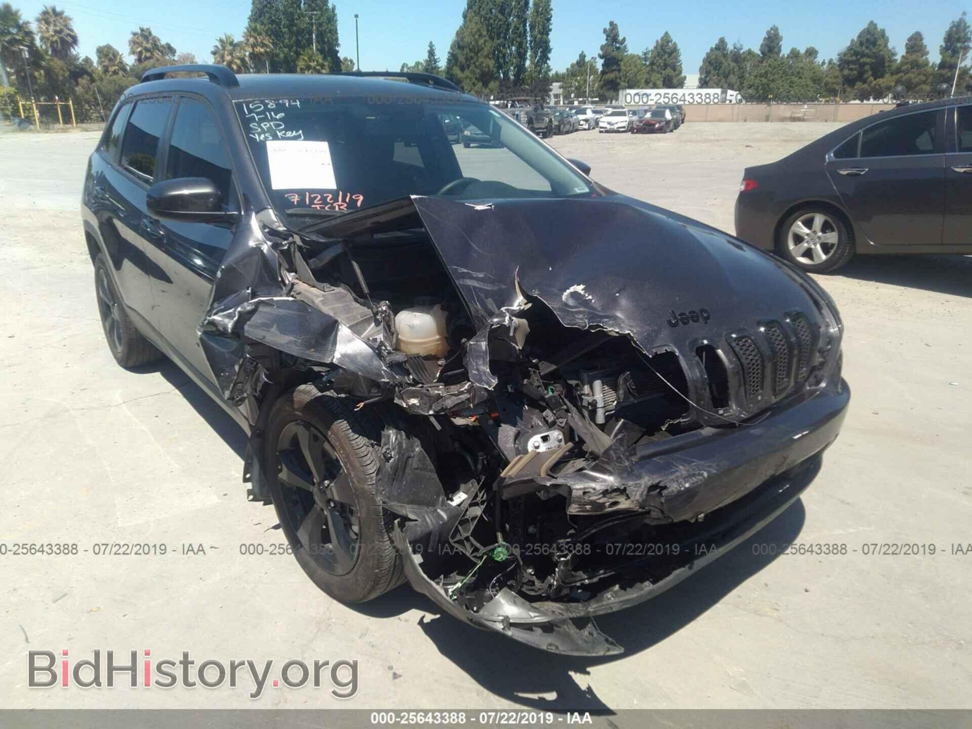 Photo 1C4PJLCB1JD596658 - JEEP CHEROKEE 2018