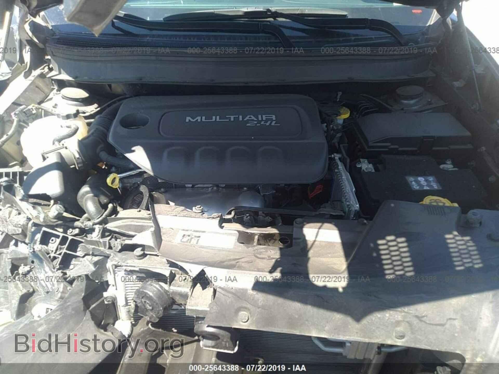 2018 JEEP CHEROKEE - VIN: 1C4PJLCB1JD596658 - Фото 10