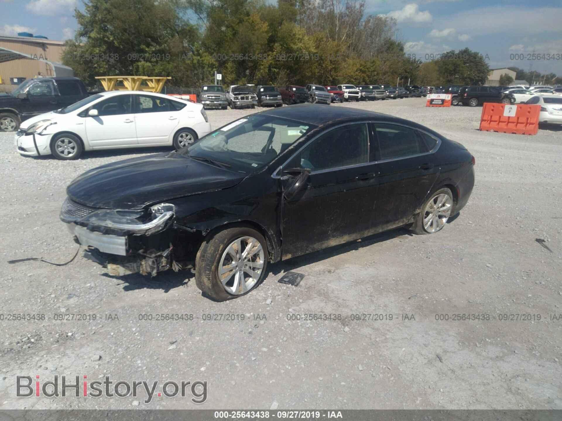 2016 CHRYSLER 200 - VIN: 1C3CCCAB0GN160015 - Фото 2