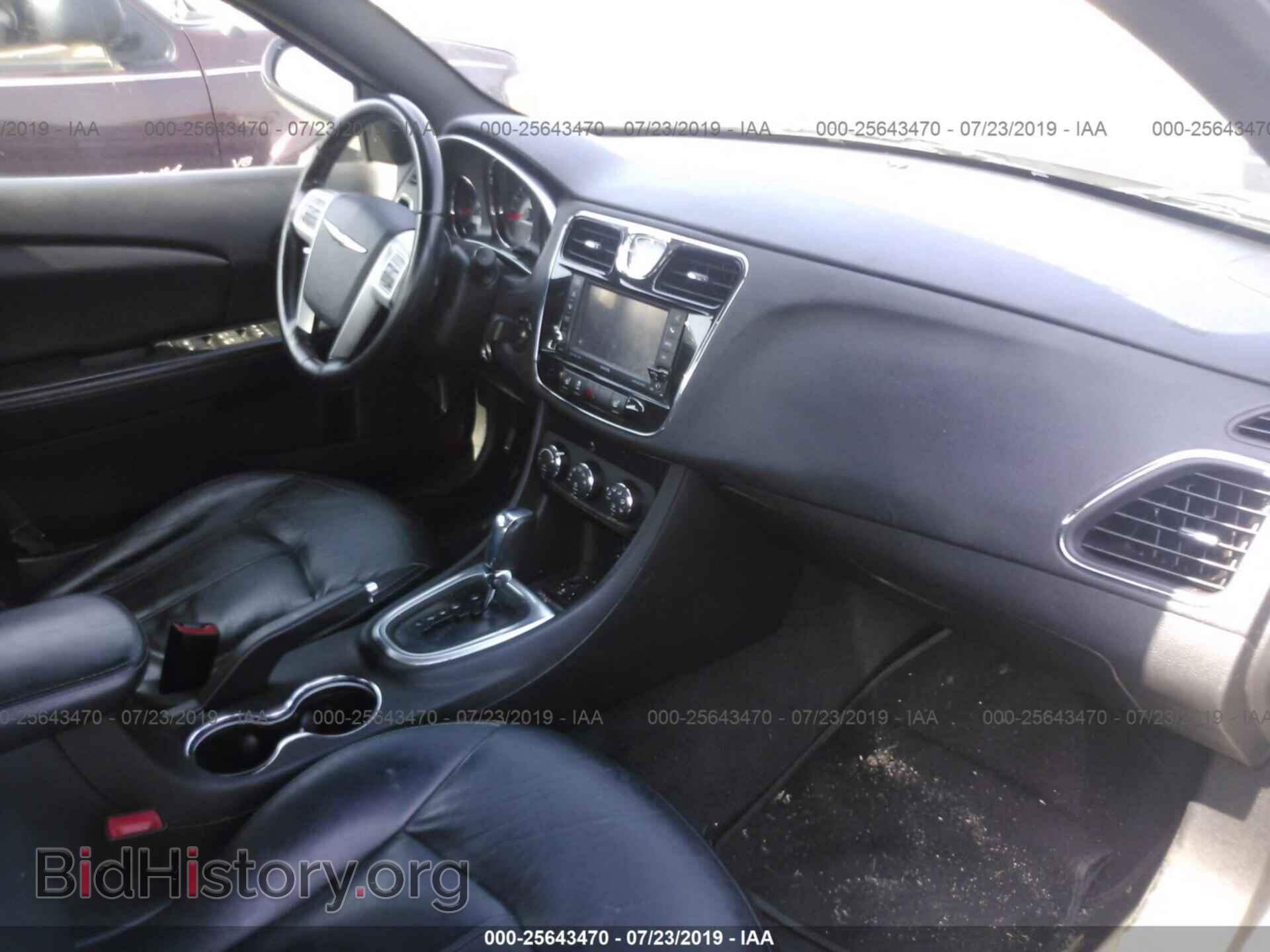 2012 CHRYSLER 200 - VIN: 1C3CCBCB1CN178881 - Фото 5