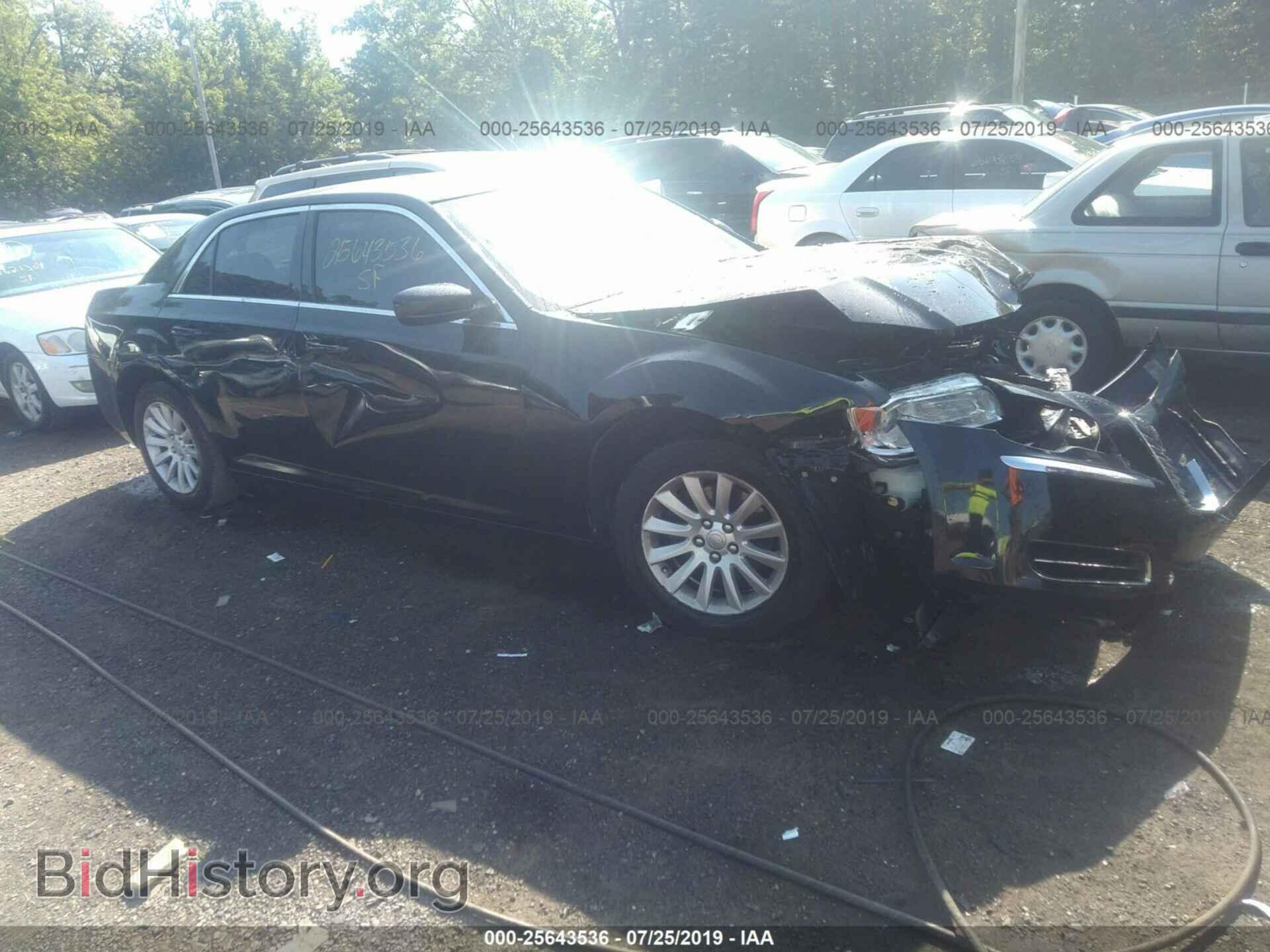 Фотография 2C3CCAAG5EH376044 - CHRYSLER 300 2014