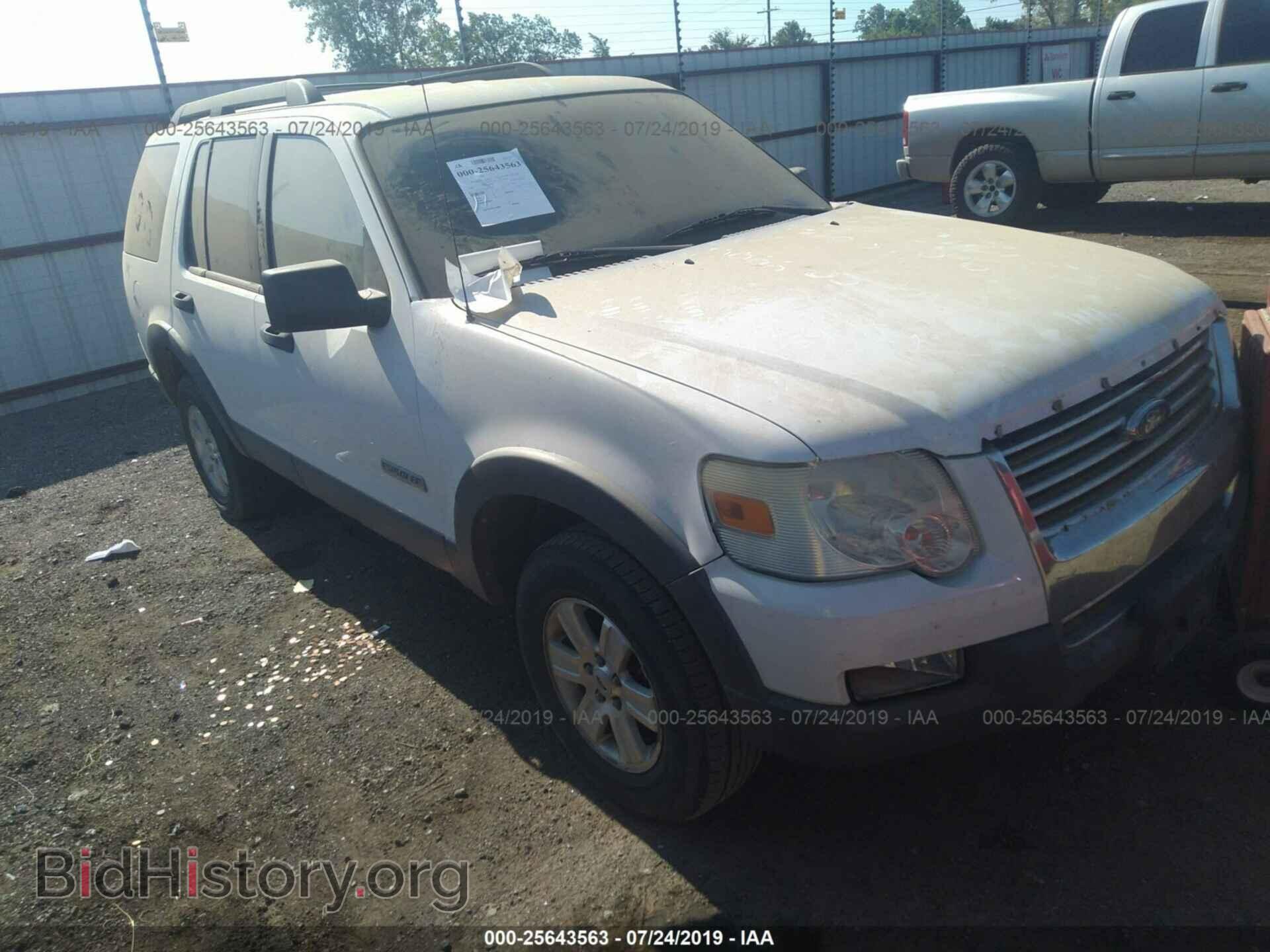 Photo 1FMEU63E76UA69866 - FORD EXPLORER 2006