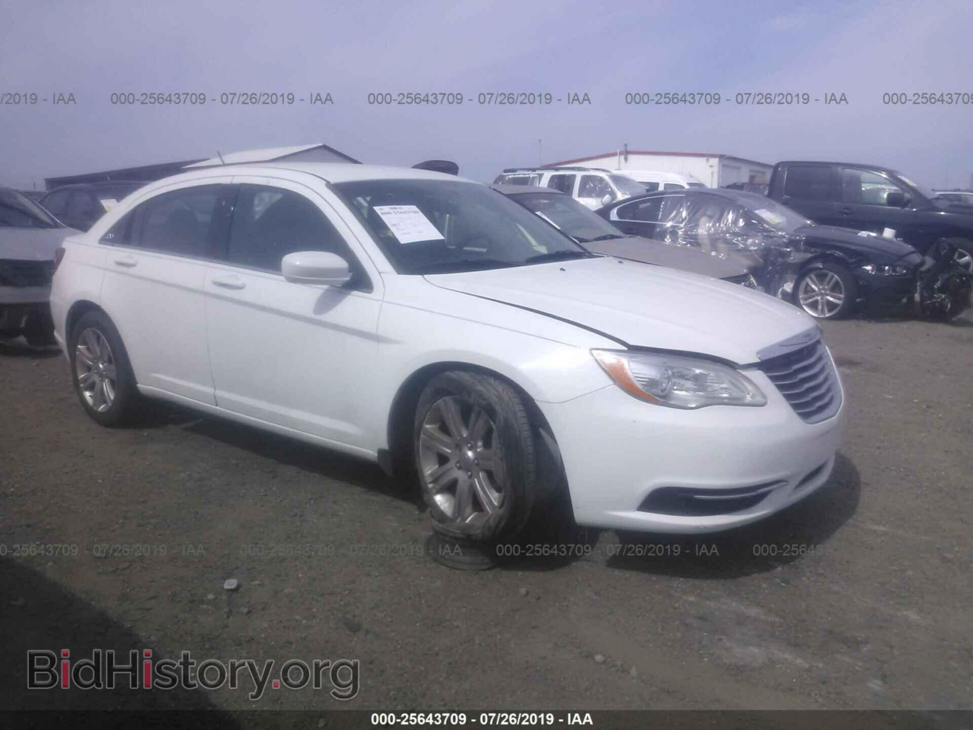 Photo 1C3CCBAB5DN648205 - CHRYSLER 200 2013