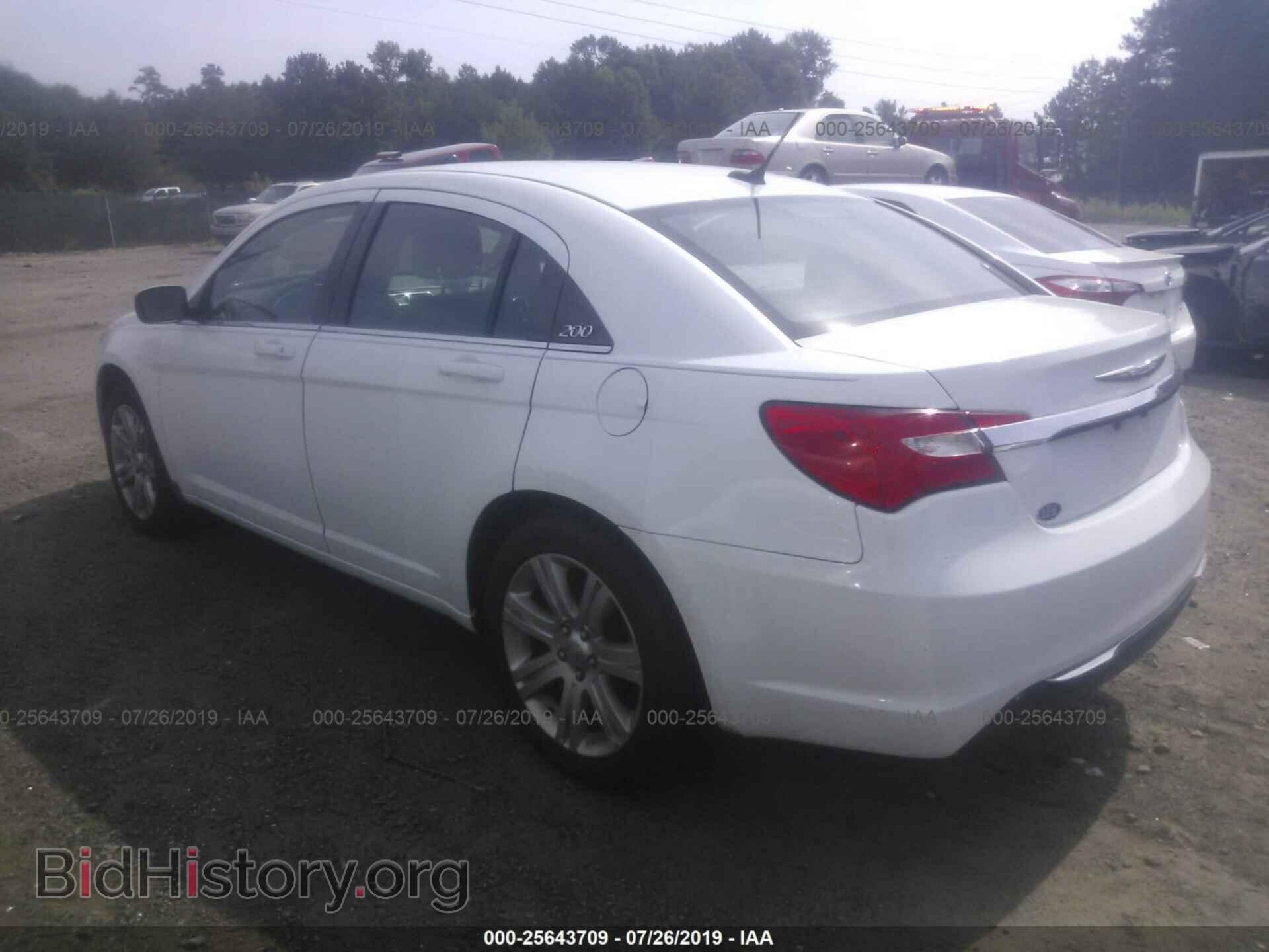 2013 CHRYSLER 200 - VIN: 1C3CCBAB5DN648205 - Photo 3